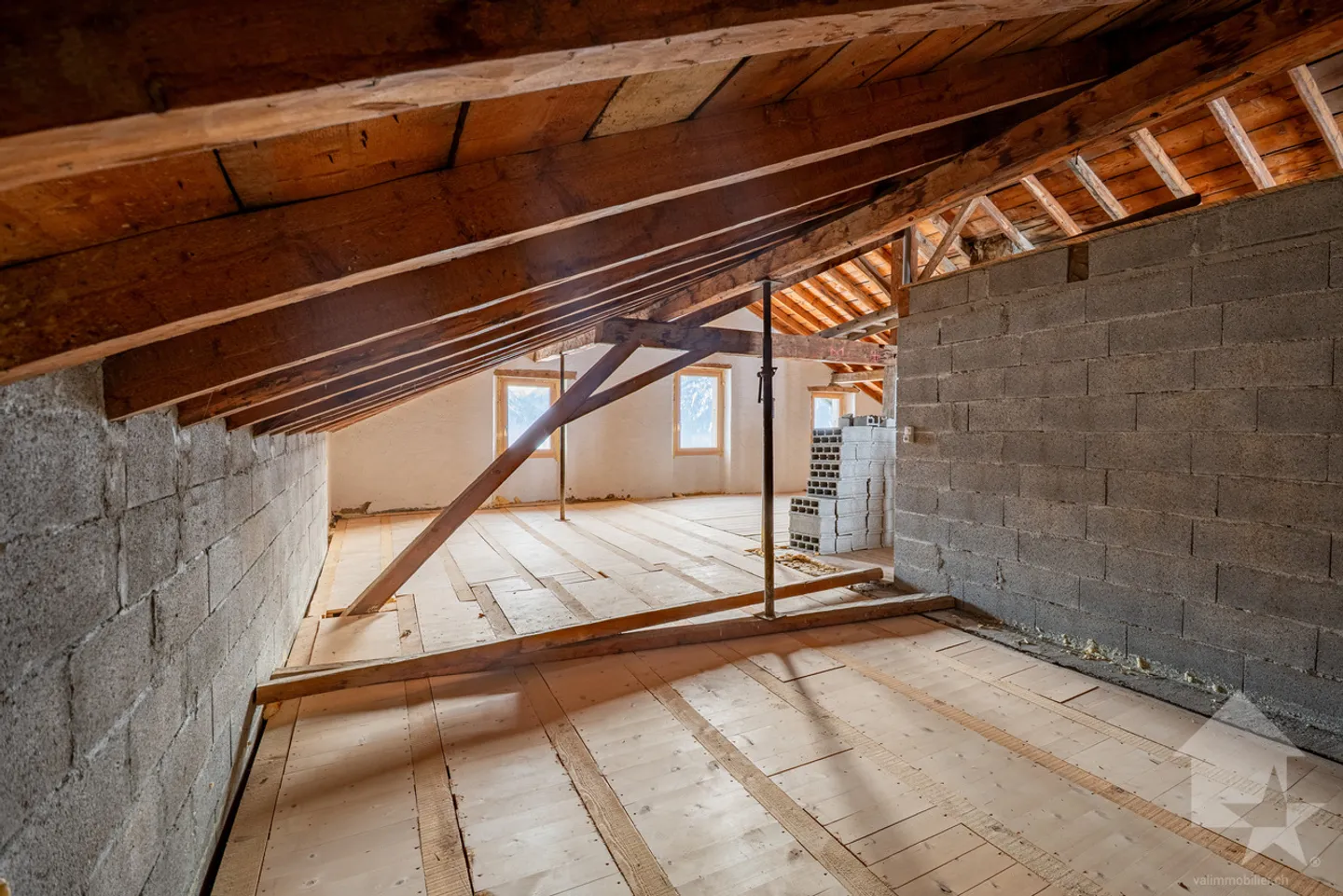 Proprietà di carattere da reinventare con terreno di 2.500 m² - Foto 14 di 19