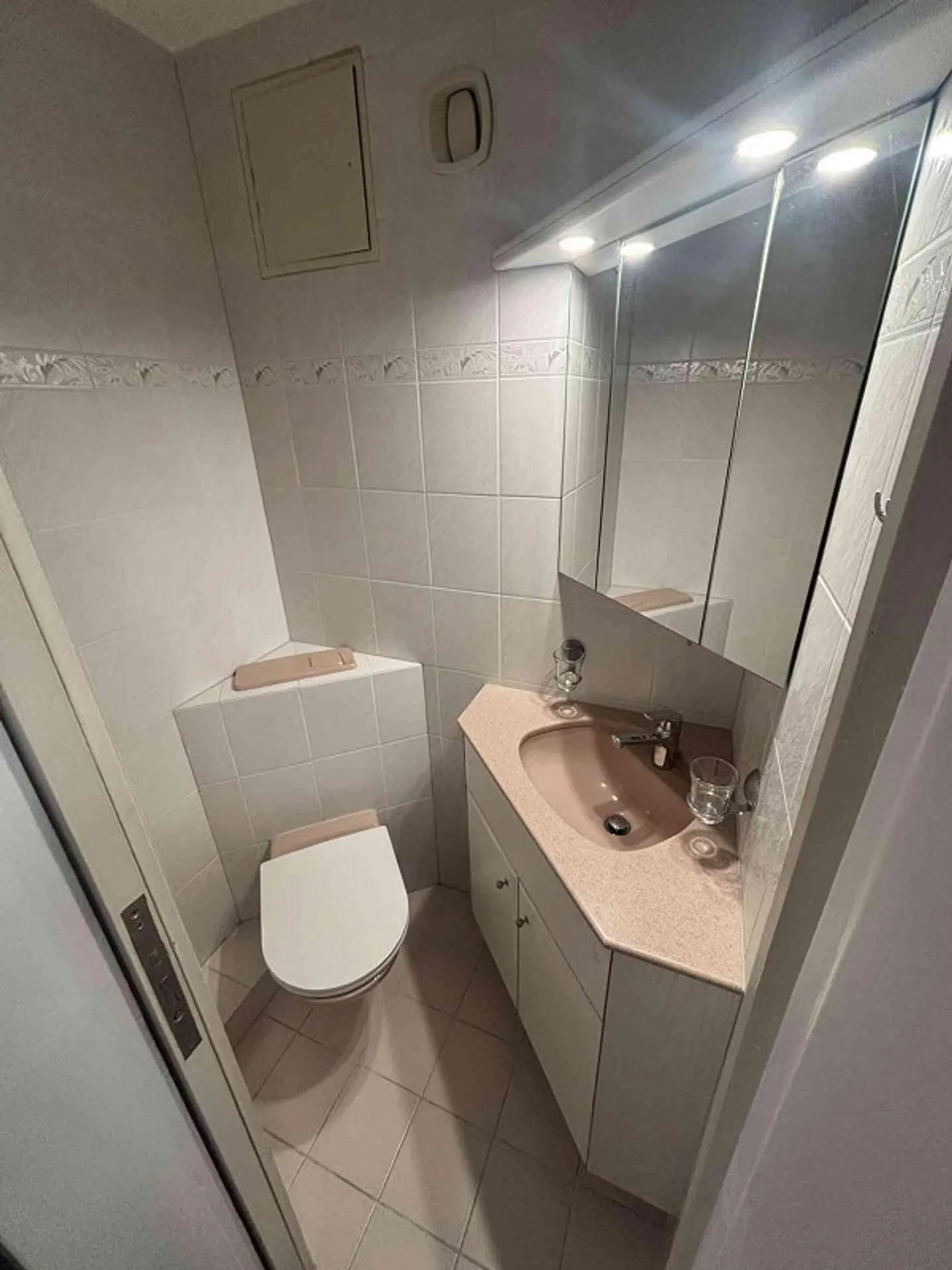 Appartamento moderno di 5,5 stanze a Frauenfeld 114 m², appena ristrutturato. - Foto 8 di 8