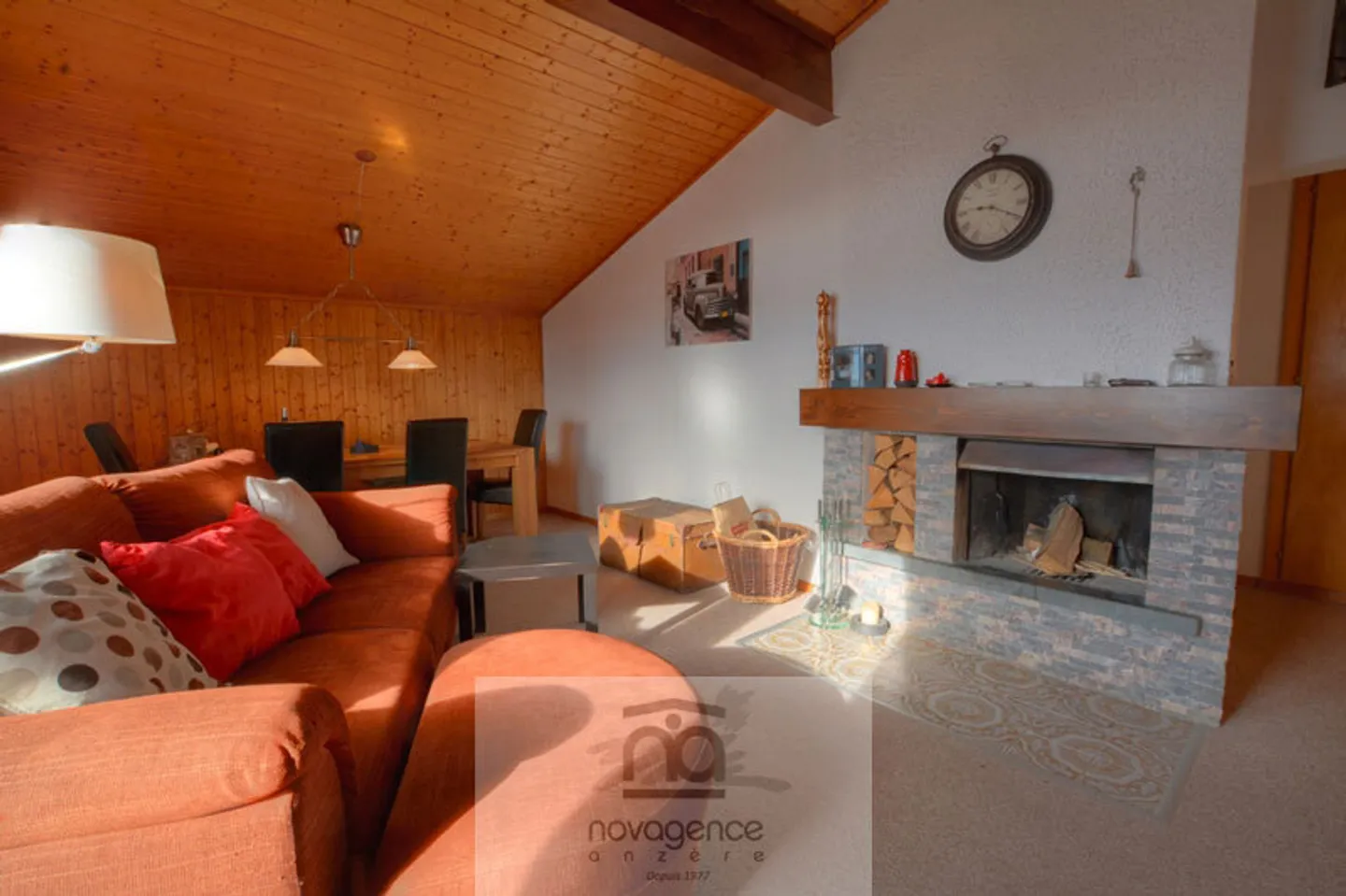 Charming 5-Room Apartment - Photo 1 of 13