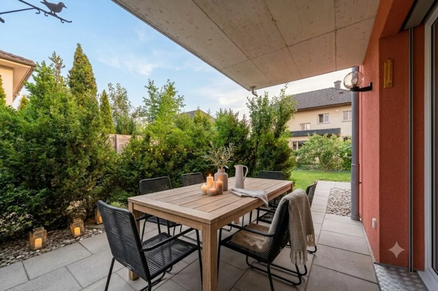 Living with charm and quality of life - stylish 4.5-room semi-detached family house in a family-friendly location - Photo 15 of 16