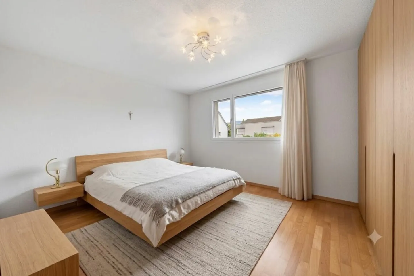 Living with charm and quality of life - stylish 4.5-room semi-detached family house in a family-friendly location - Photo 10 of 16
