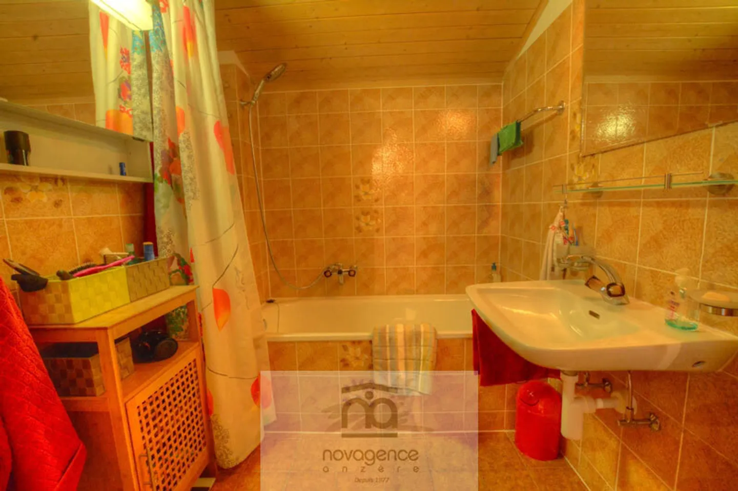 Charming 5-Room Apartment - Photo 11 of 13