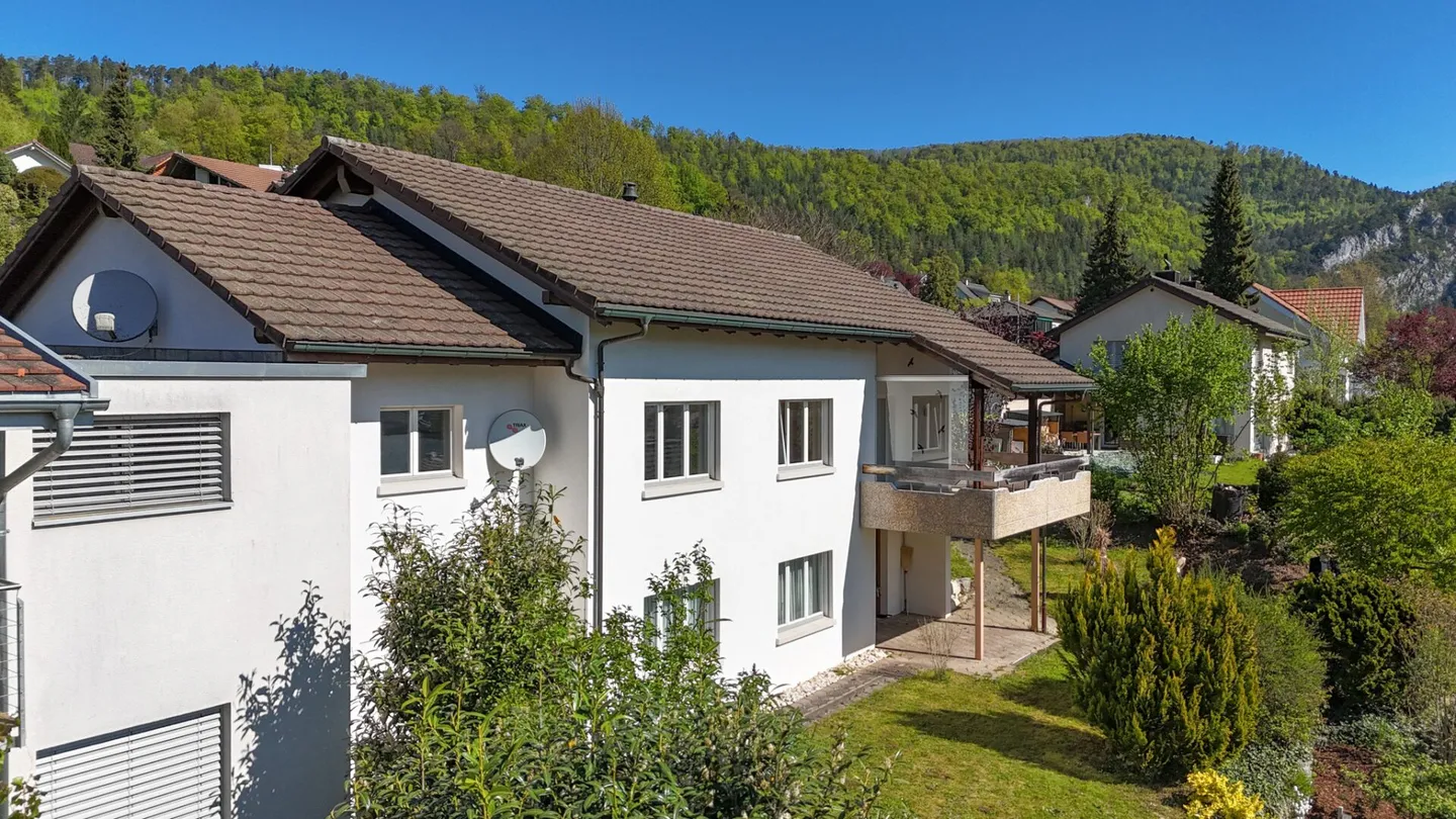 Maison familiale spacieuse avec vue - Photo 4 sur 18