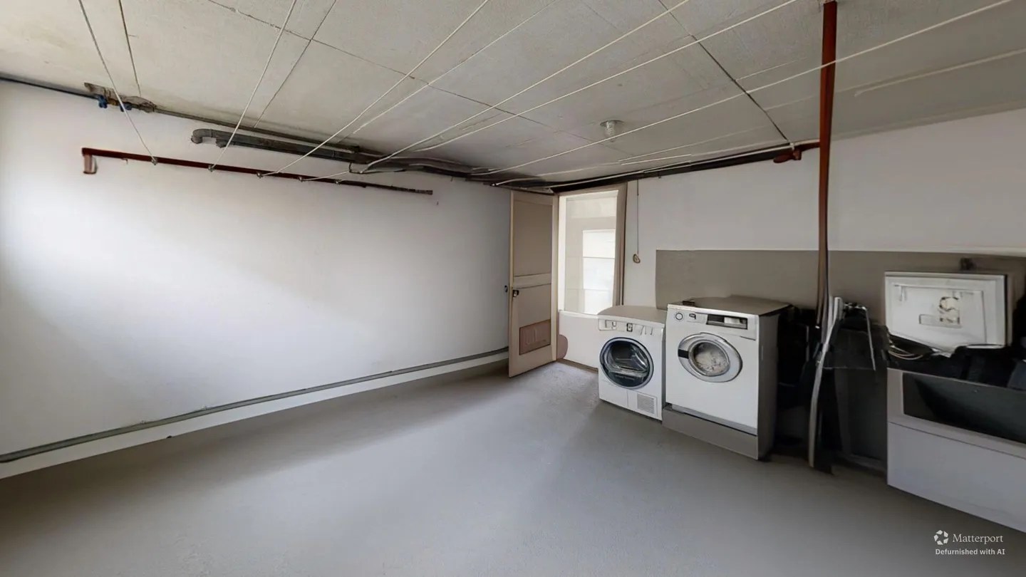 Immeuble multifamilial avec des rendements stables et un état constamment renouvelé - Photo 28 sur 28