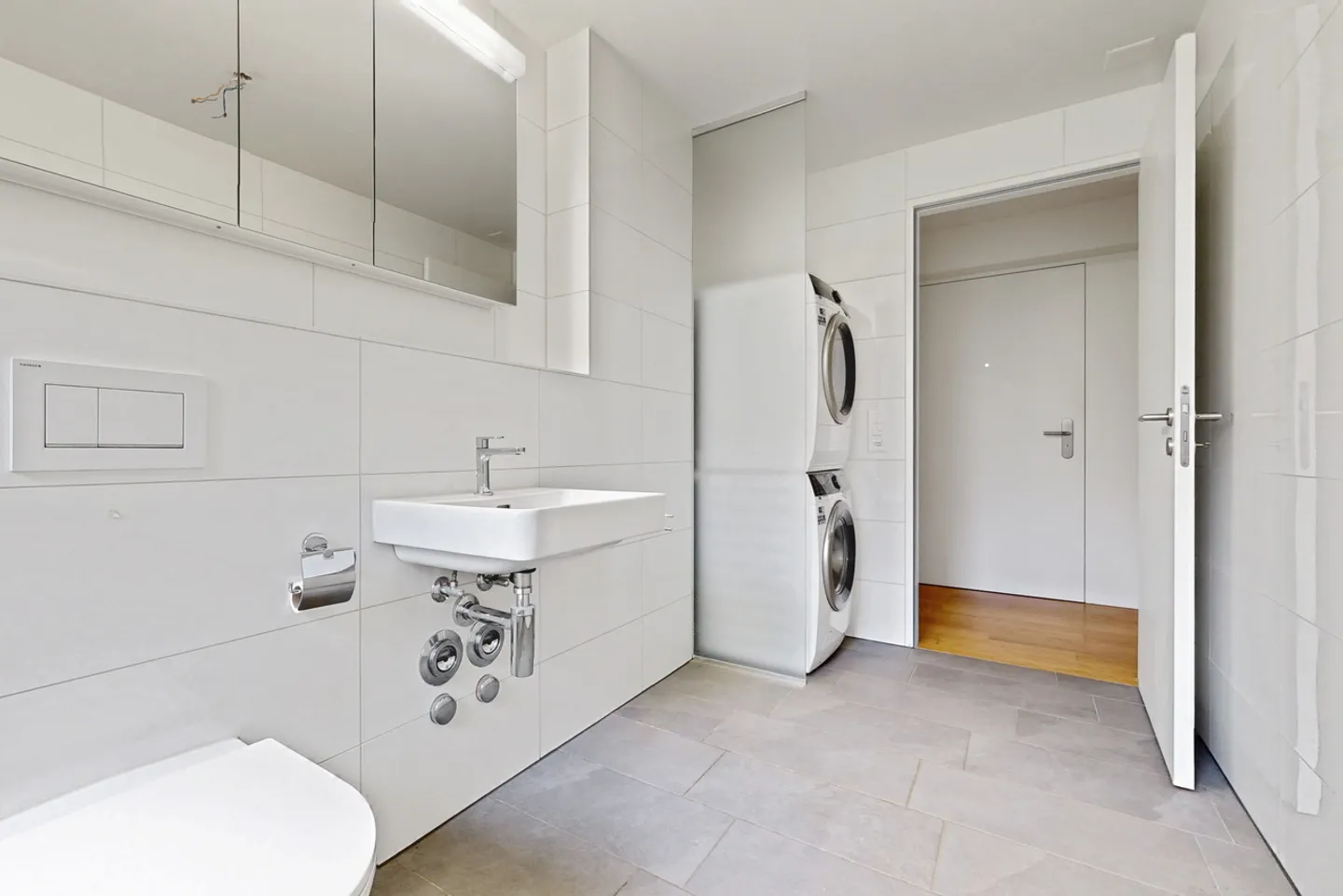 Vivere moderno a Bottmingen - AFFITTO SENZA CAUZIONE! - Foto 5 di 8