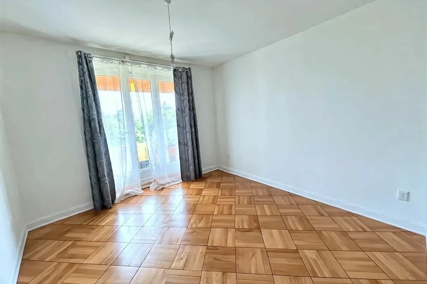 3 Zimmer im Erdgeschoss West - Foto 1 von 4