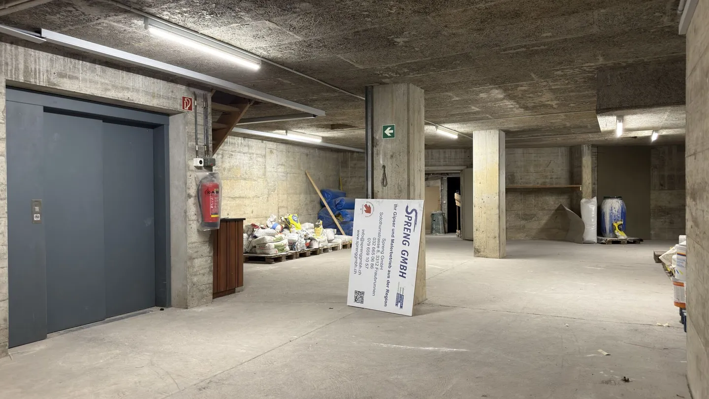 Attractive commercial space in Niederbipp with optimal transport connections and proximity to the train station - Photo 15 of 30