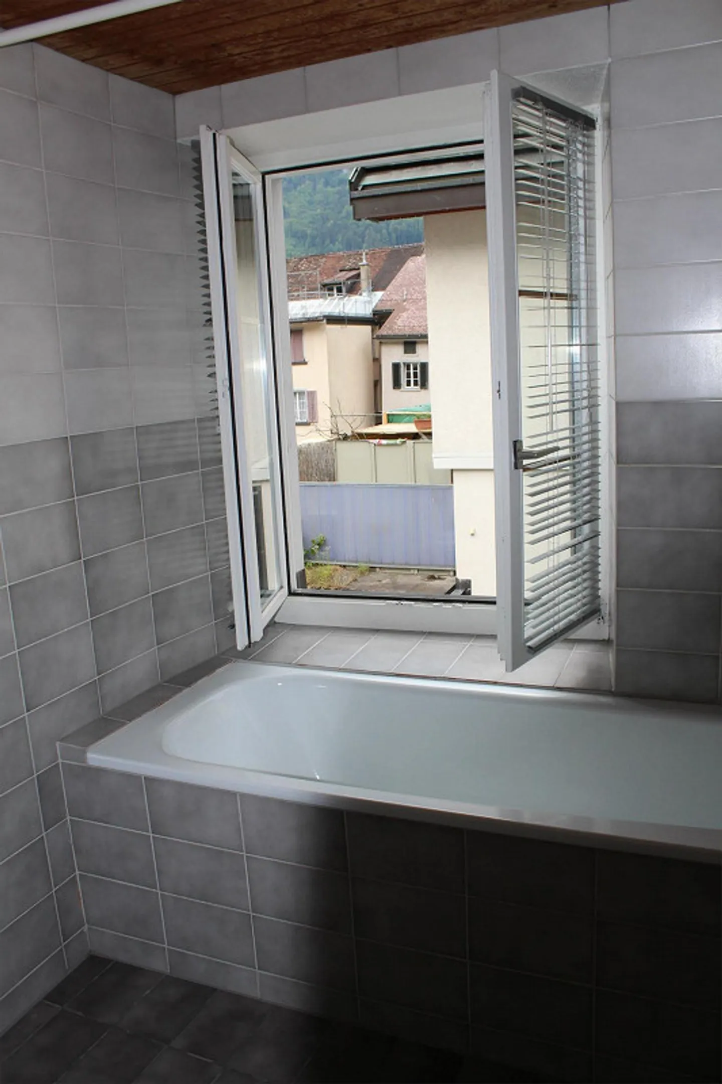 2-Zimmer-Stadtwohnung in Glarus - Foto 7 di 7