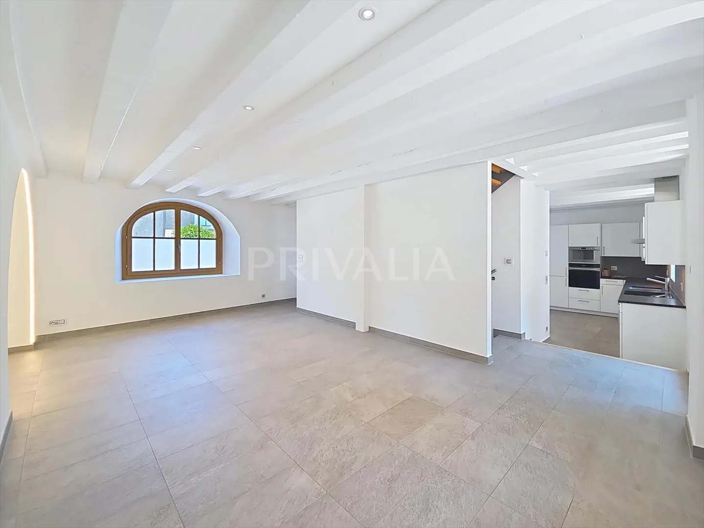 Magnificent contemporary triplex of 7 rooms with terrace - Photo 2 of 11