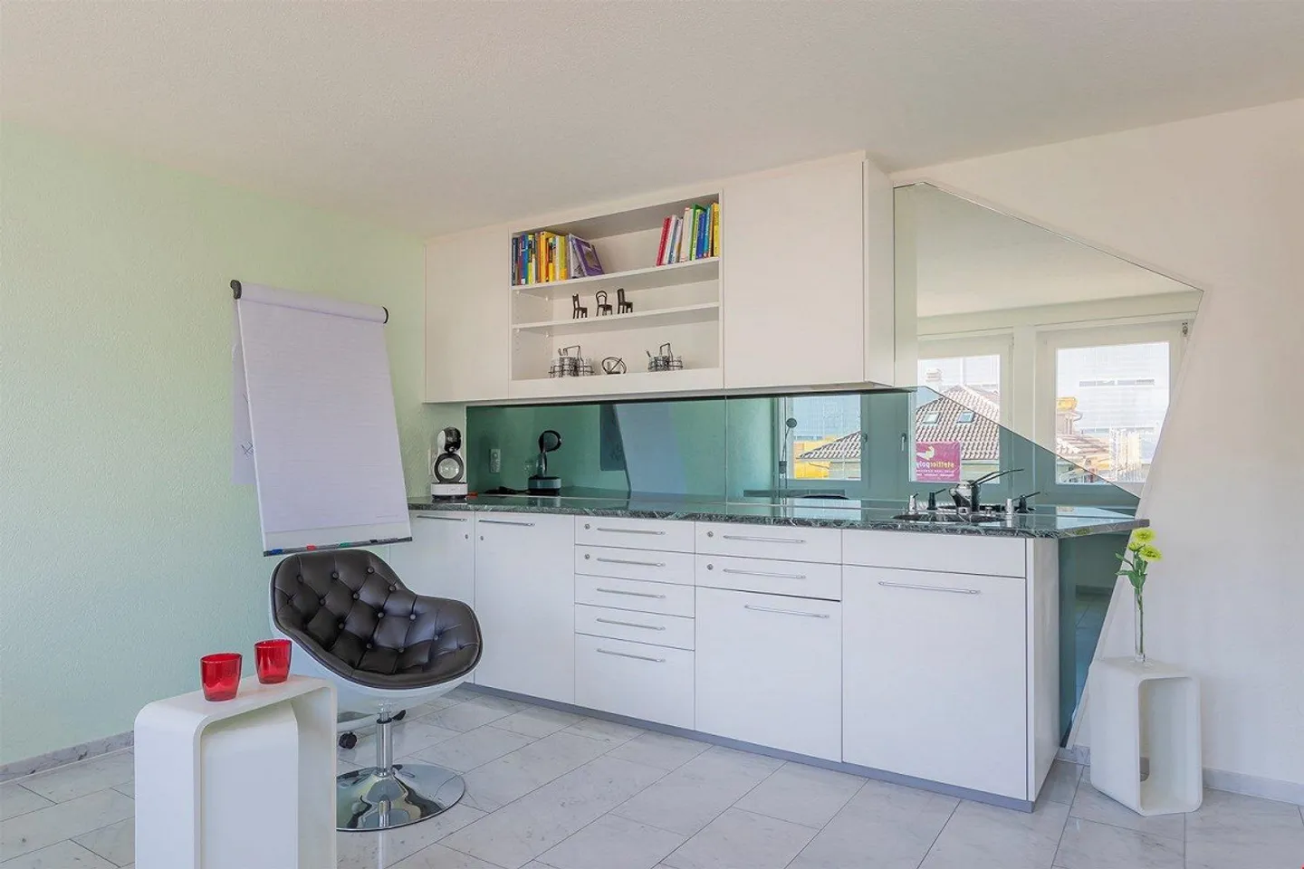 Fully and high-quality developed practice premises - Photo 7 of 13