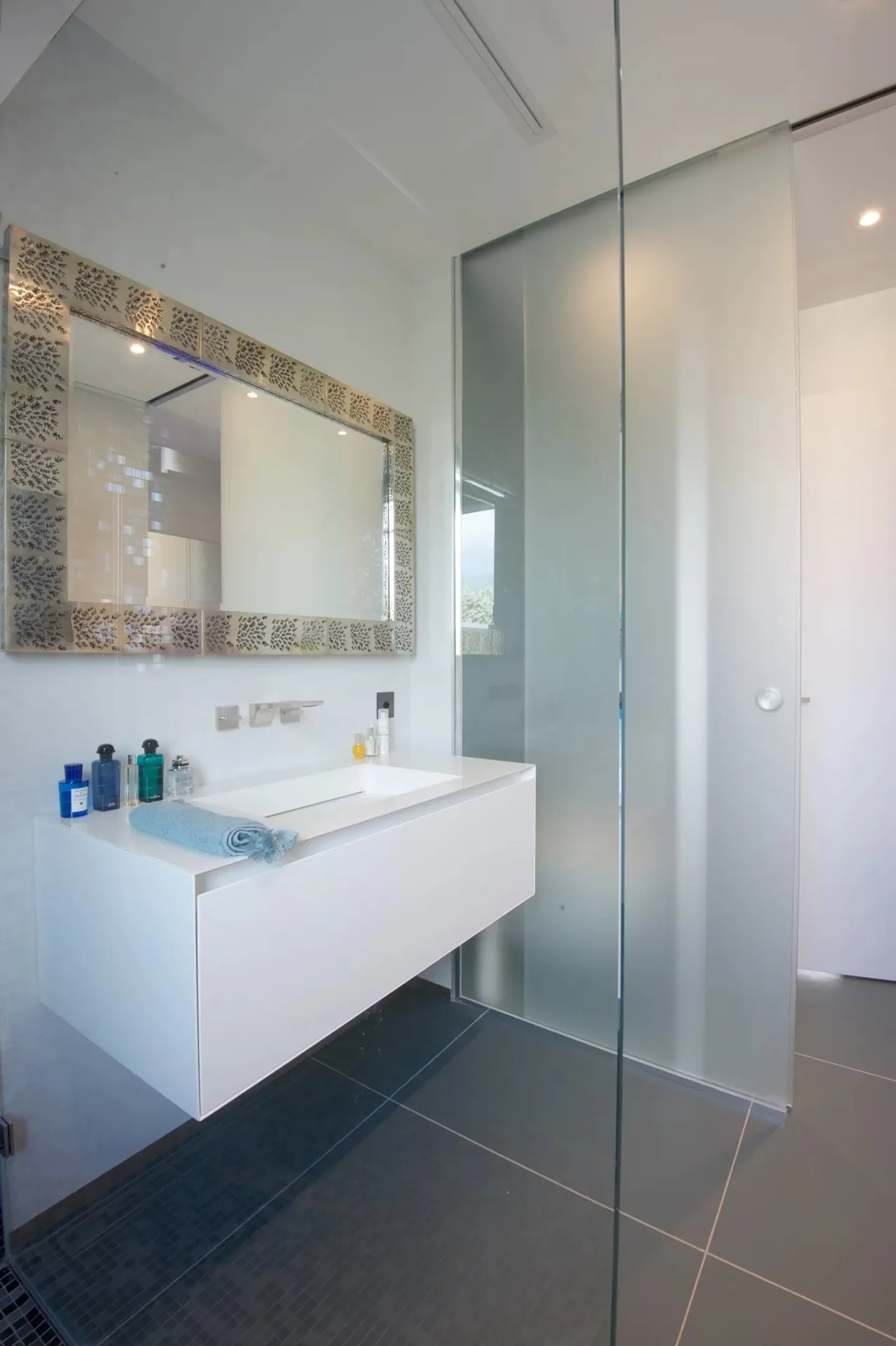Appartamento di Lusso con Vista Lago - Foto 16 di 19