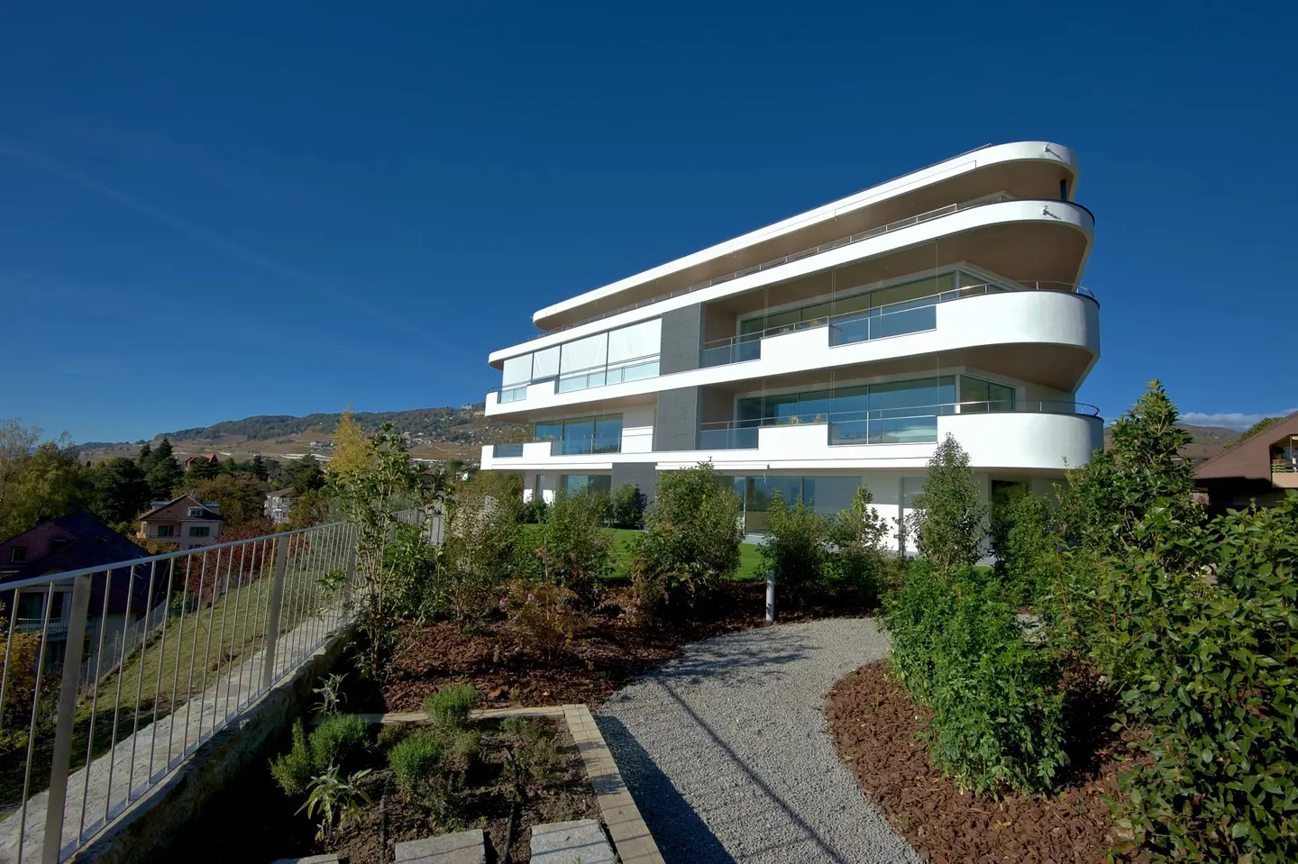 Appartamento di Lusso con Vista Lago - Foto 19 di 19