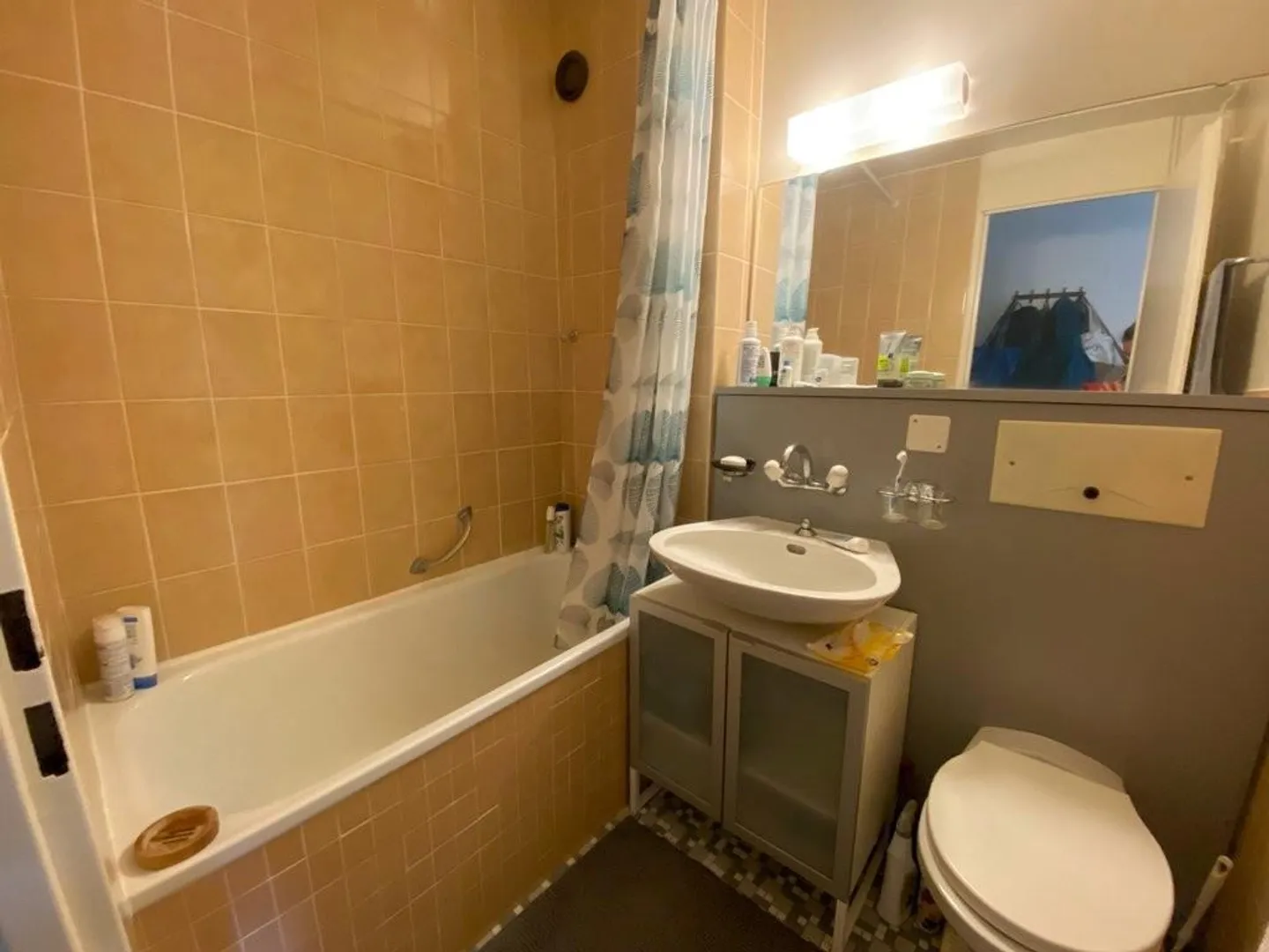 Charming Apartment in Chailly - Photo 3 of 4