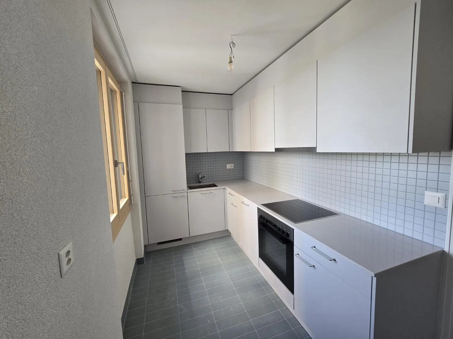 3.5 Room Apartment - Photo 2 of 8