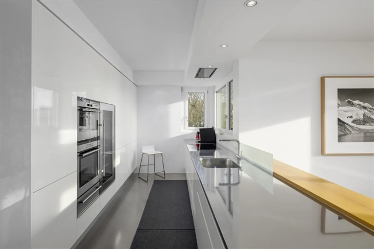 Moderne Wohnung mit atemberaubender Aussicht - Foto 3 von 10