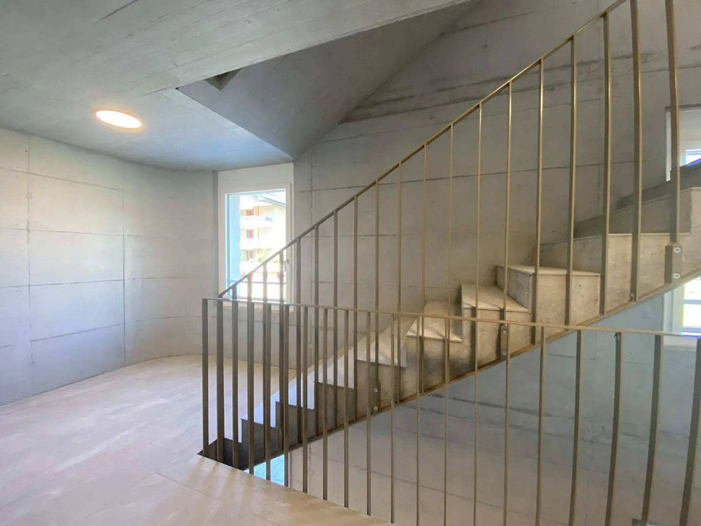 Attractive, centrally located 4.5 room apartment - Photo 7 of 8