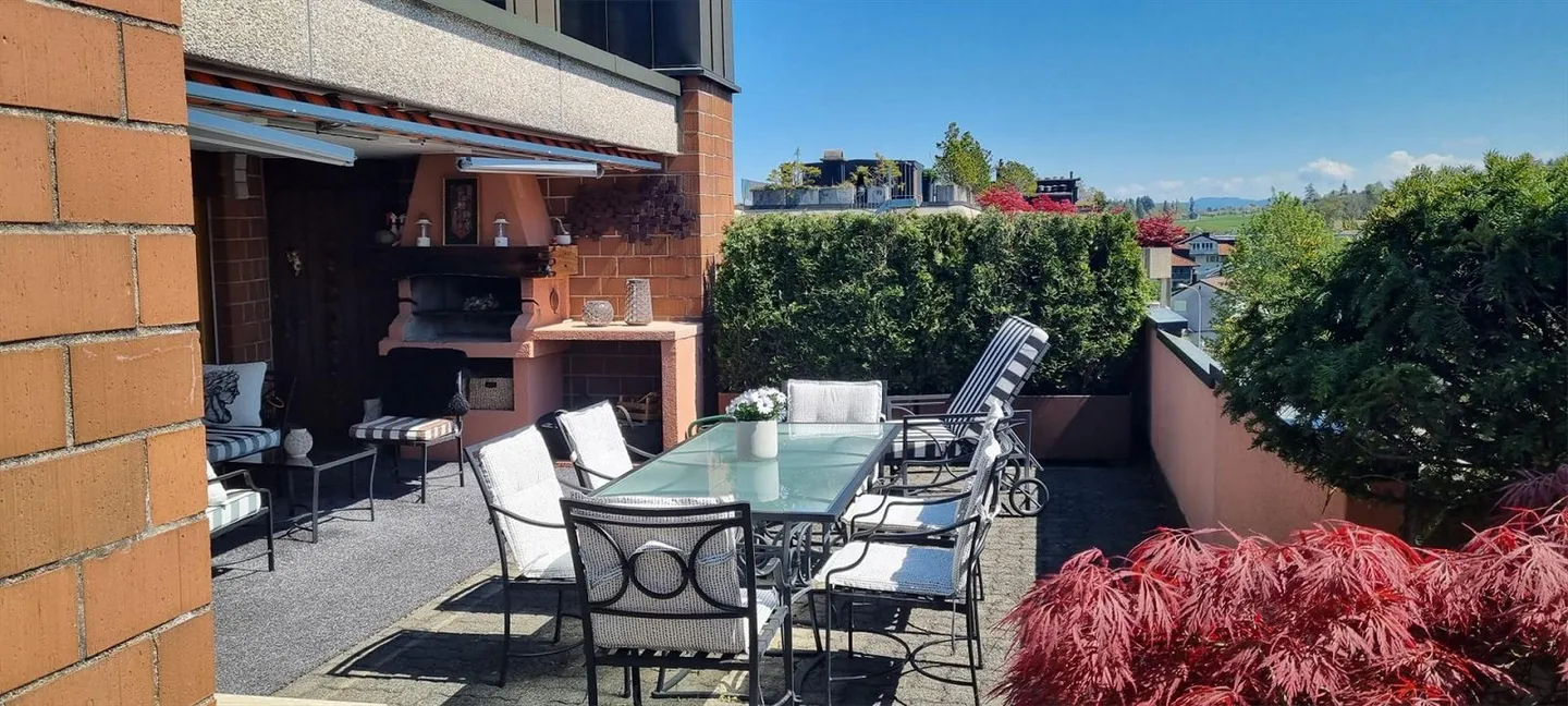 Stilvolles Penthouse mit Terrasse - Foto 2 von 13