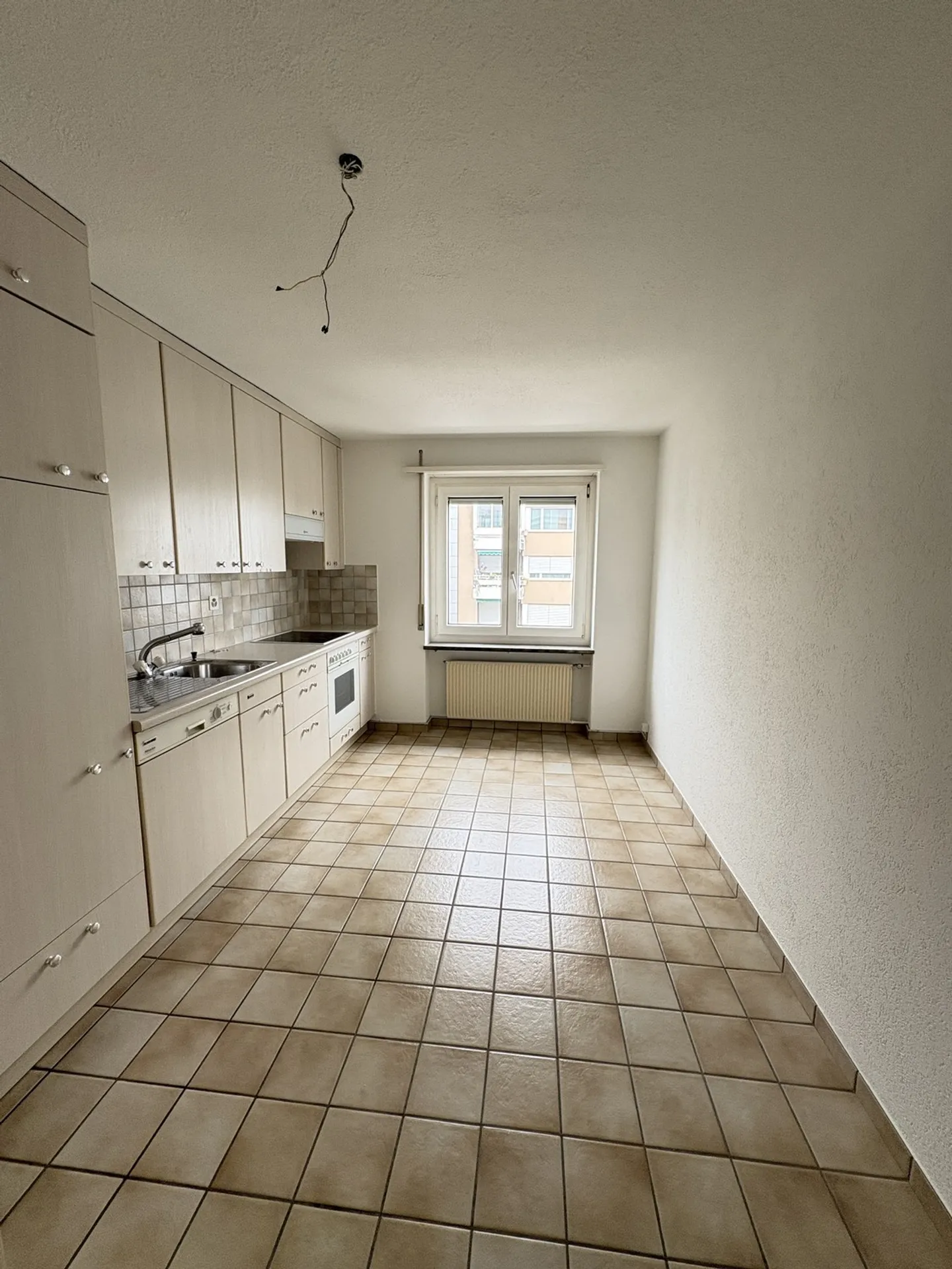 Modern 4.5-room apartment on the 5th floor in Olten - Photo 4 of 10