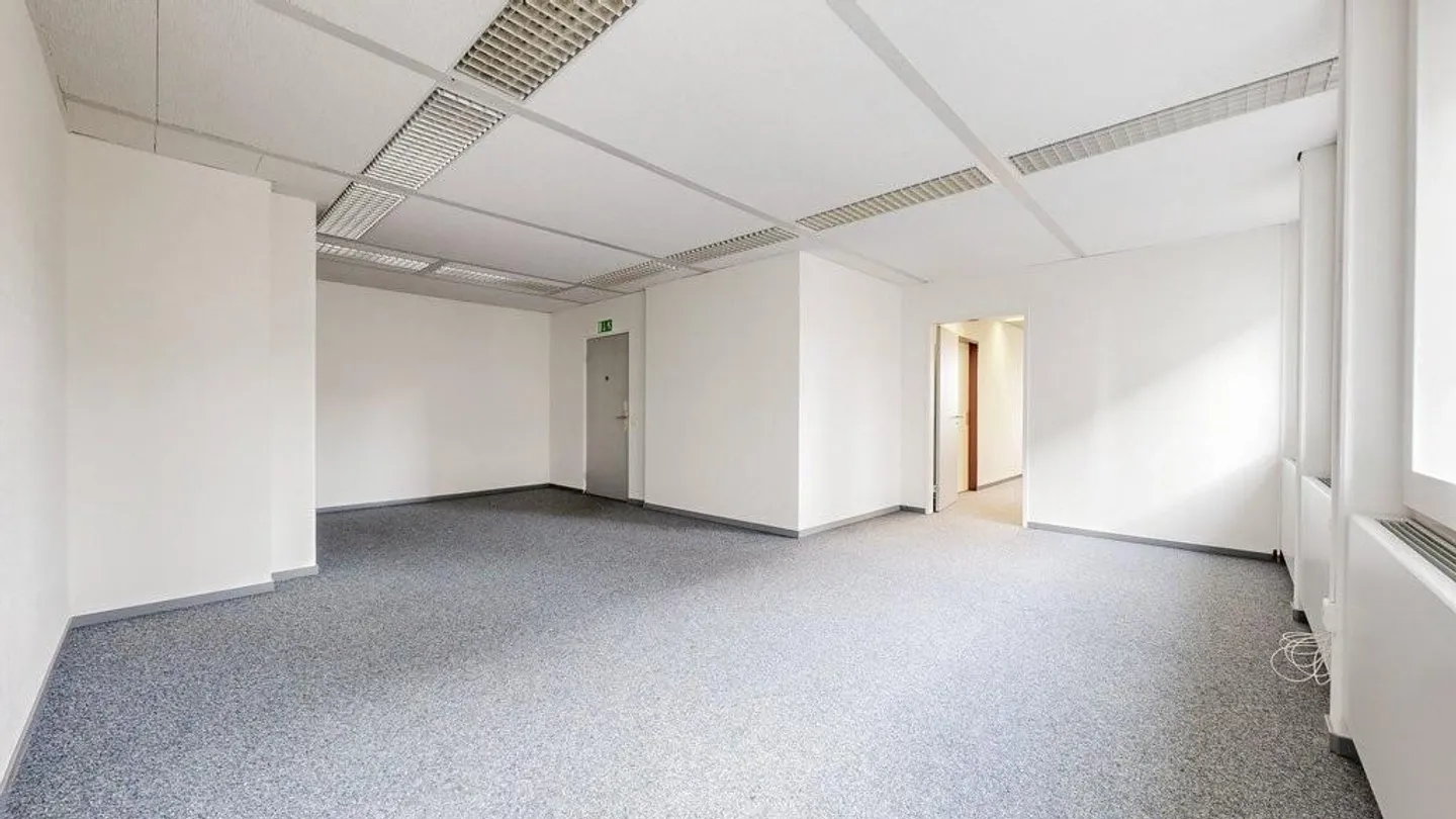 Attractive office space in prime location in Solothurn - Photo 5 of 6