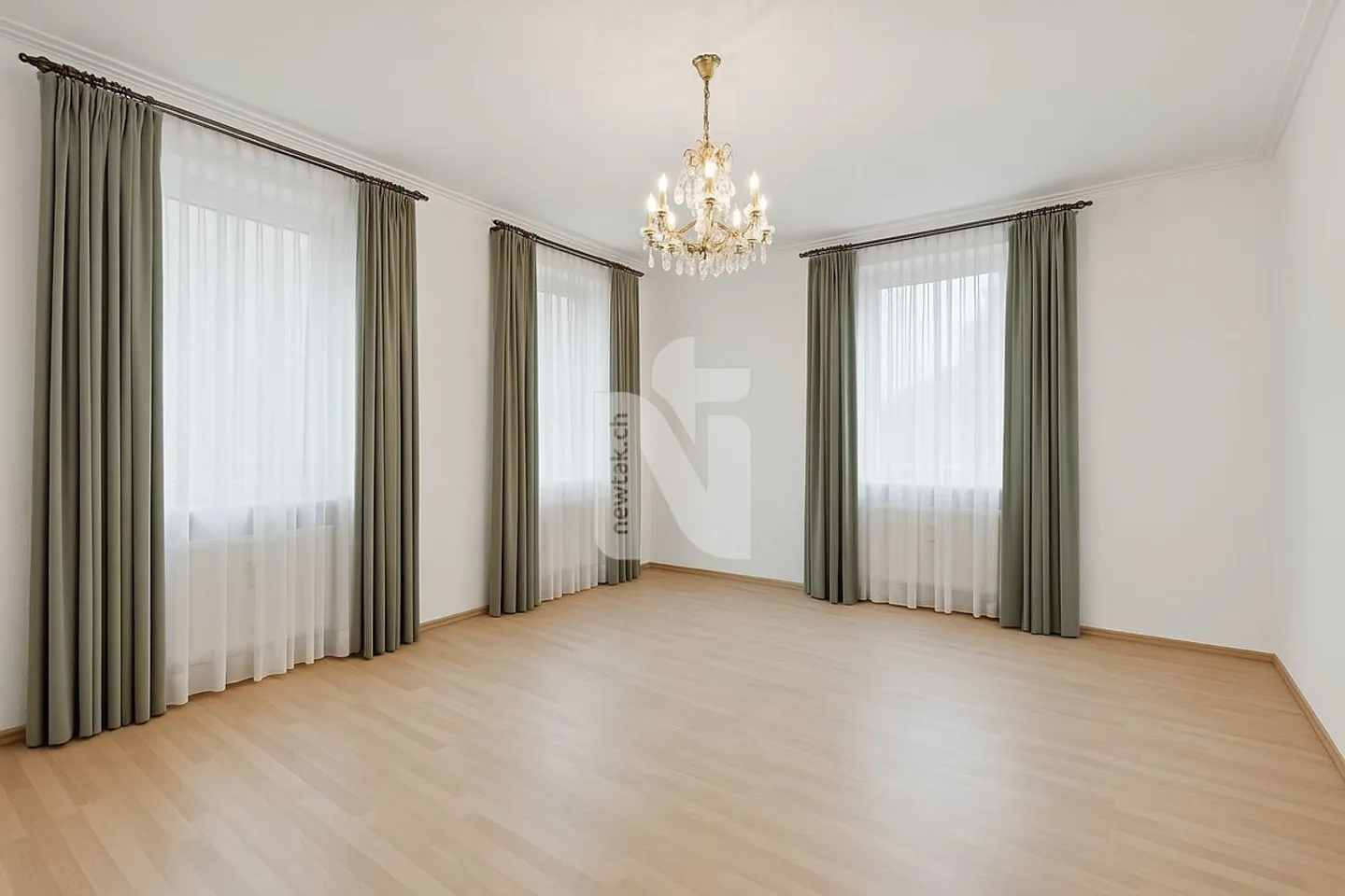 Calme, central, avec abri, grand jardin et beaucoup de potentiel - Photo 7 sur 13