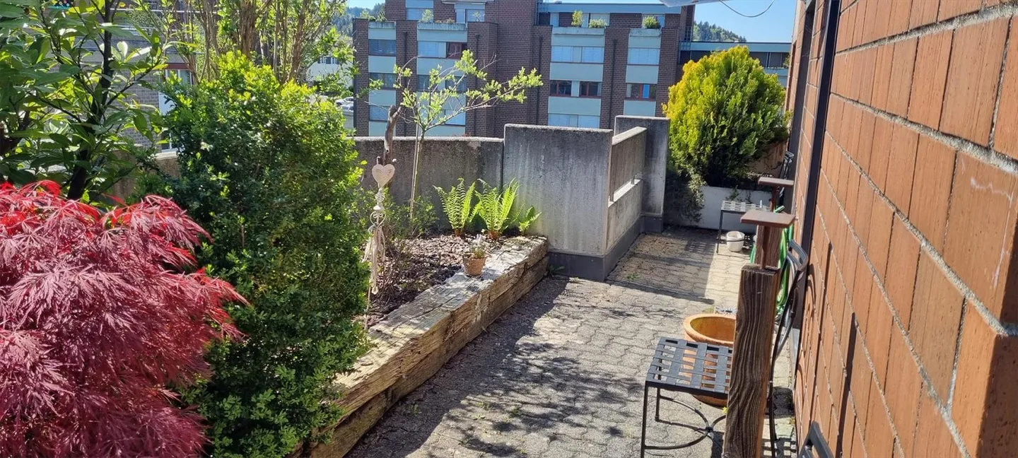 Stilvolles Penthouse mit Terrasse - Foto 4 von 13