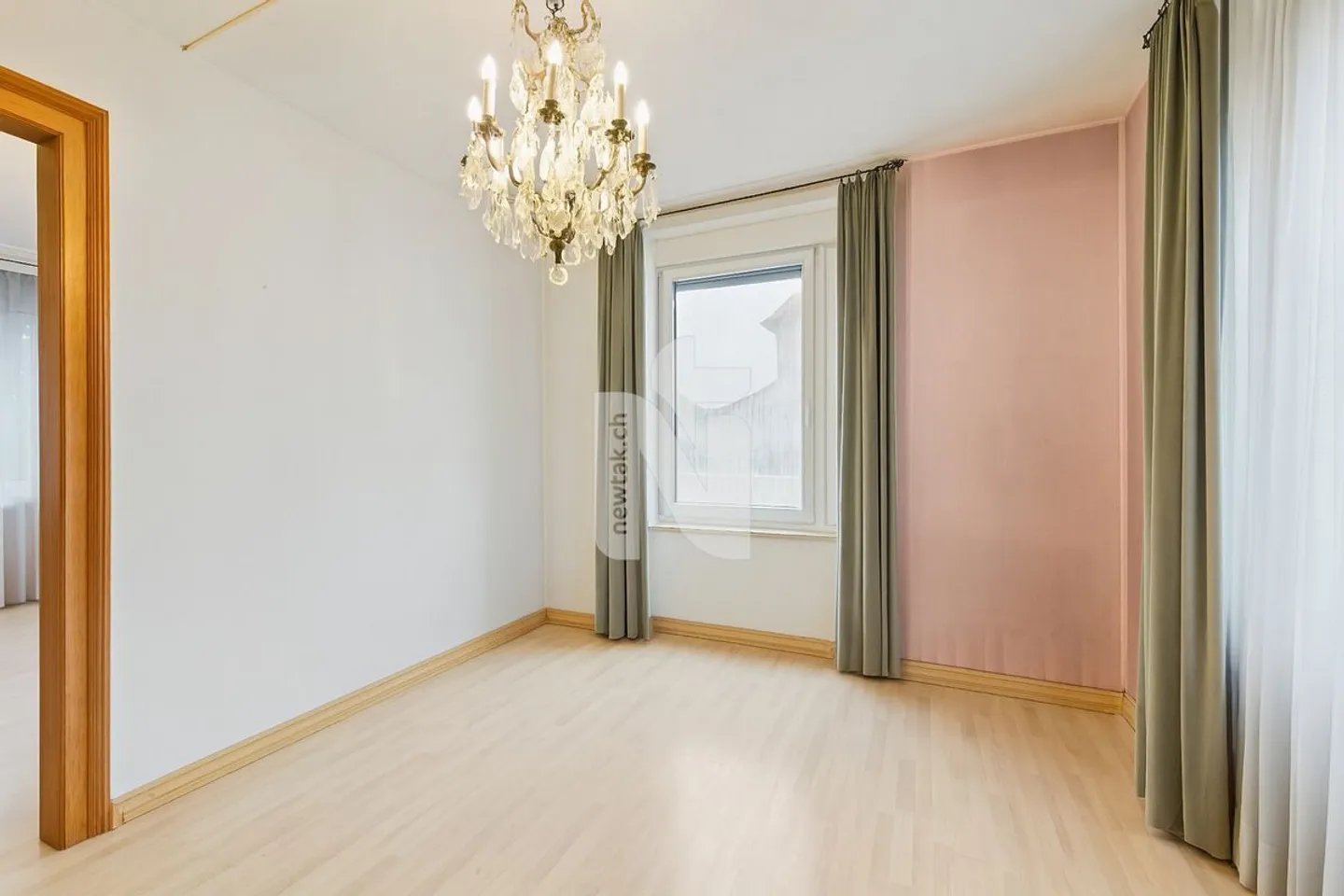 Calme, central, avec abri, grand jardin et beaucoup de potentiel - Photo 9 sur 13