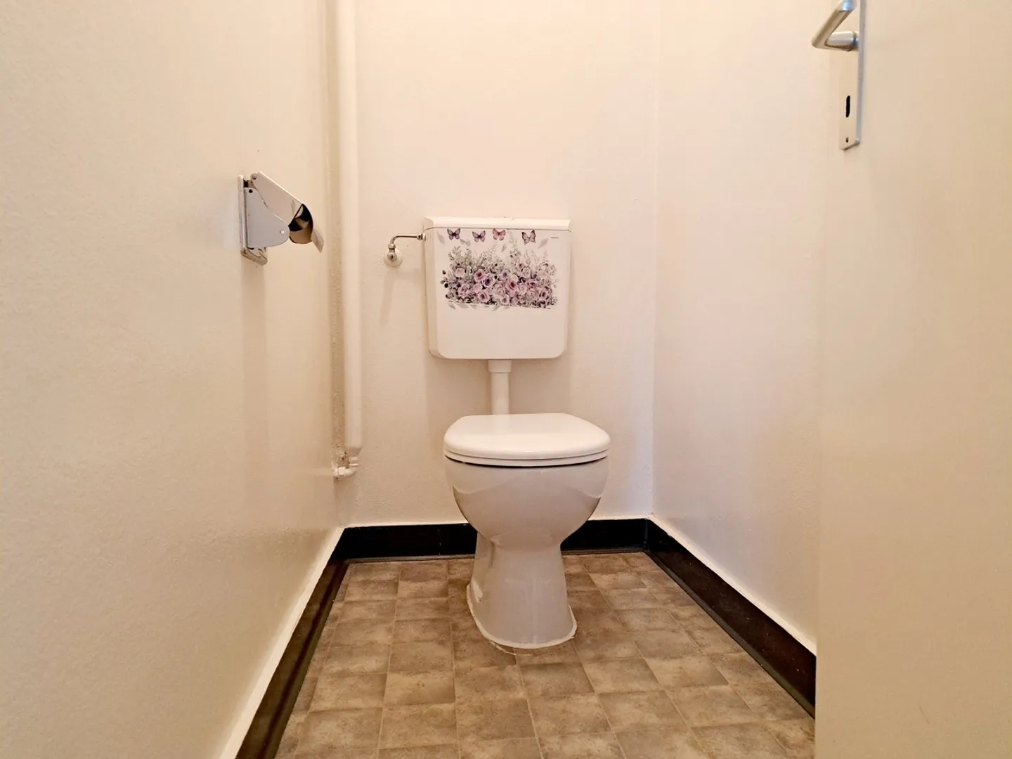 BOVERIE 6, Appartement de 3.5 pièces au centre de la ville - N17 - Photo 8 sur 9
