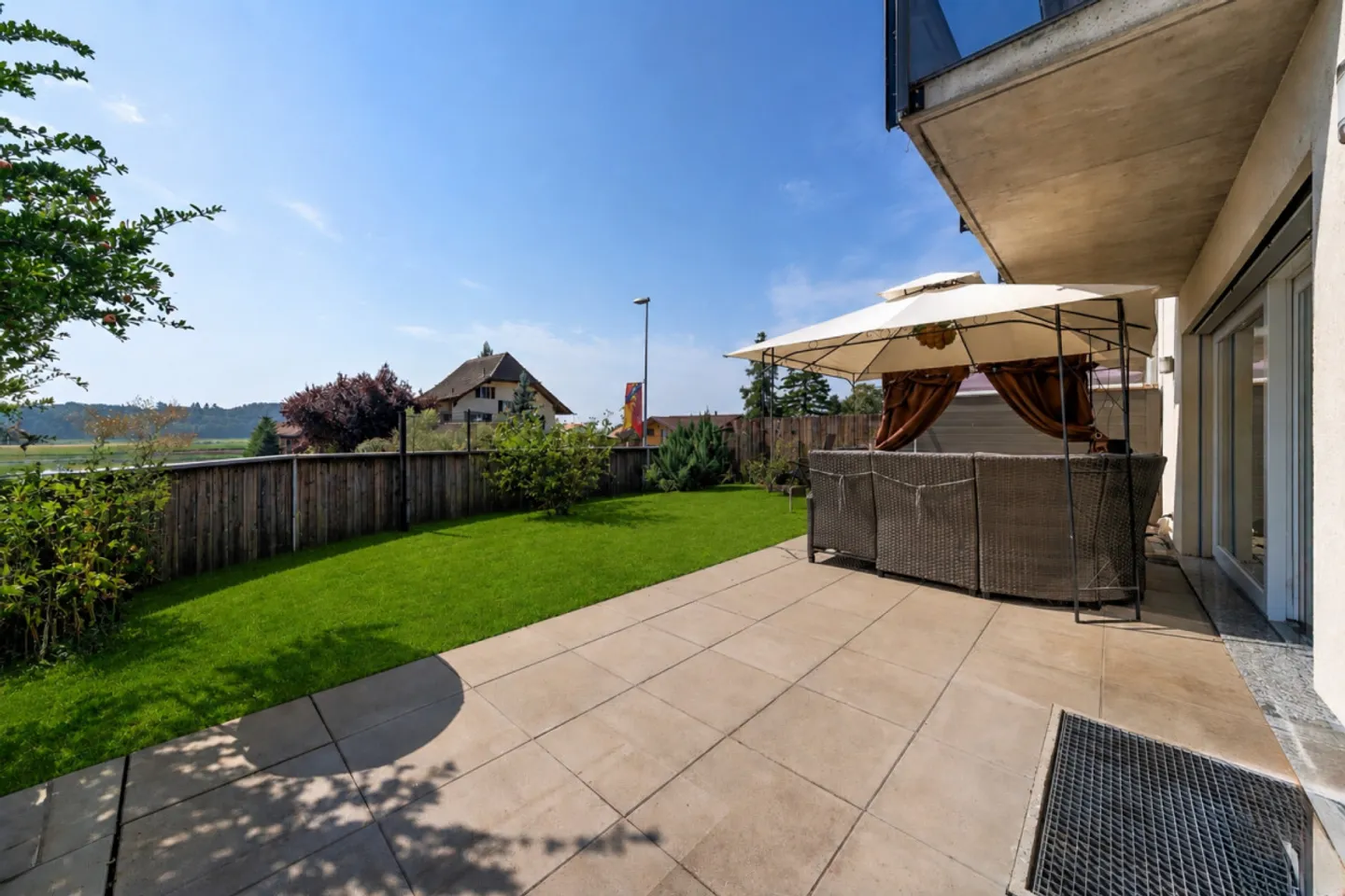 Maison semi-détachée de 5,5 pièces avec vue - Photo 7 sur 14