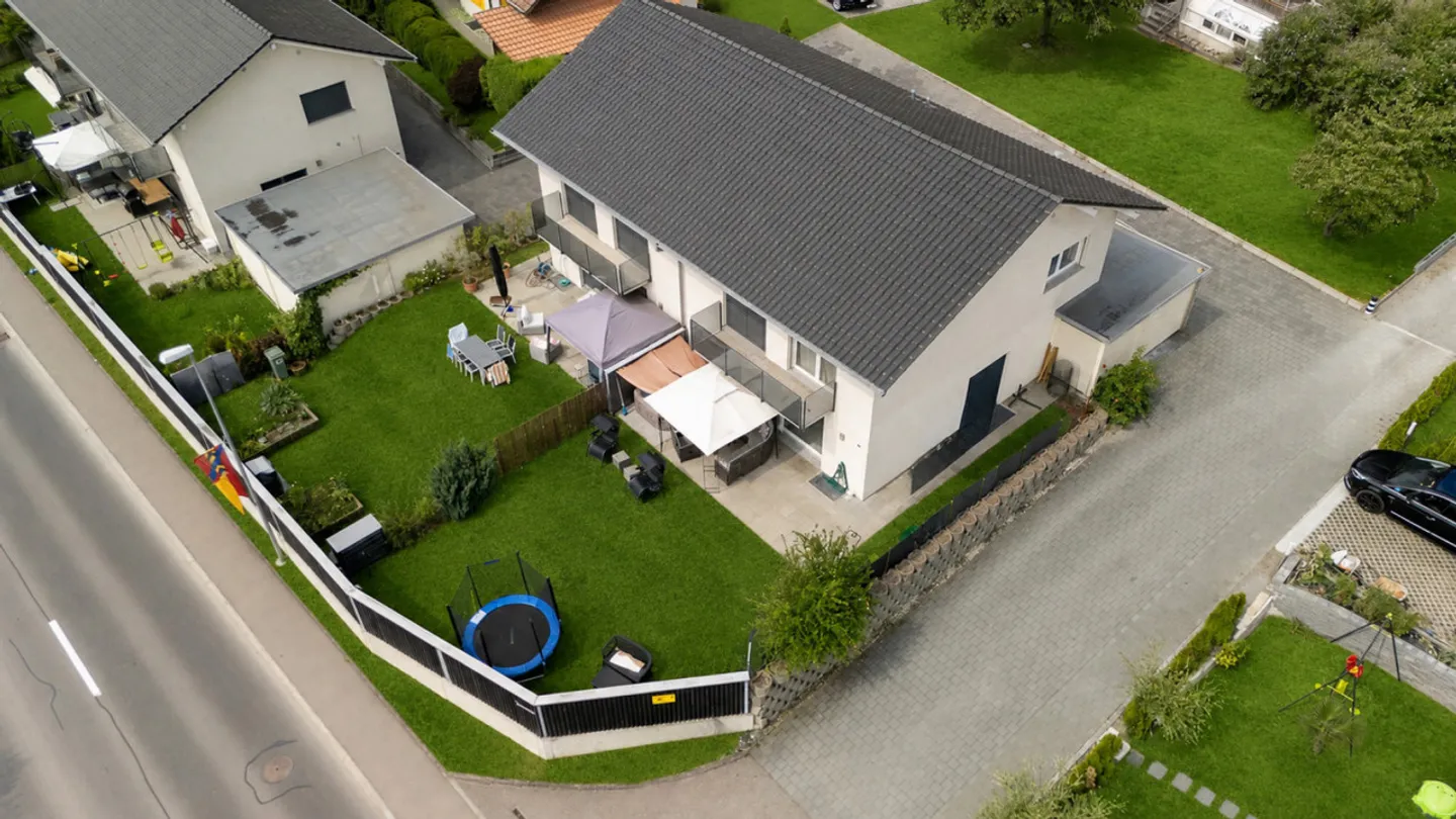 Maison semi-détachée de 5,5 pièces avec vue - Photo 13 sur 14