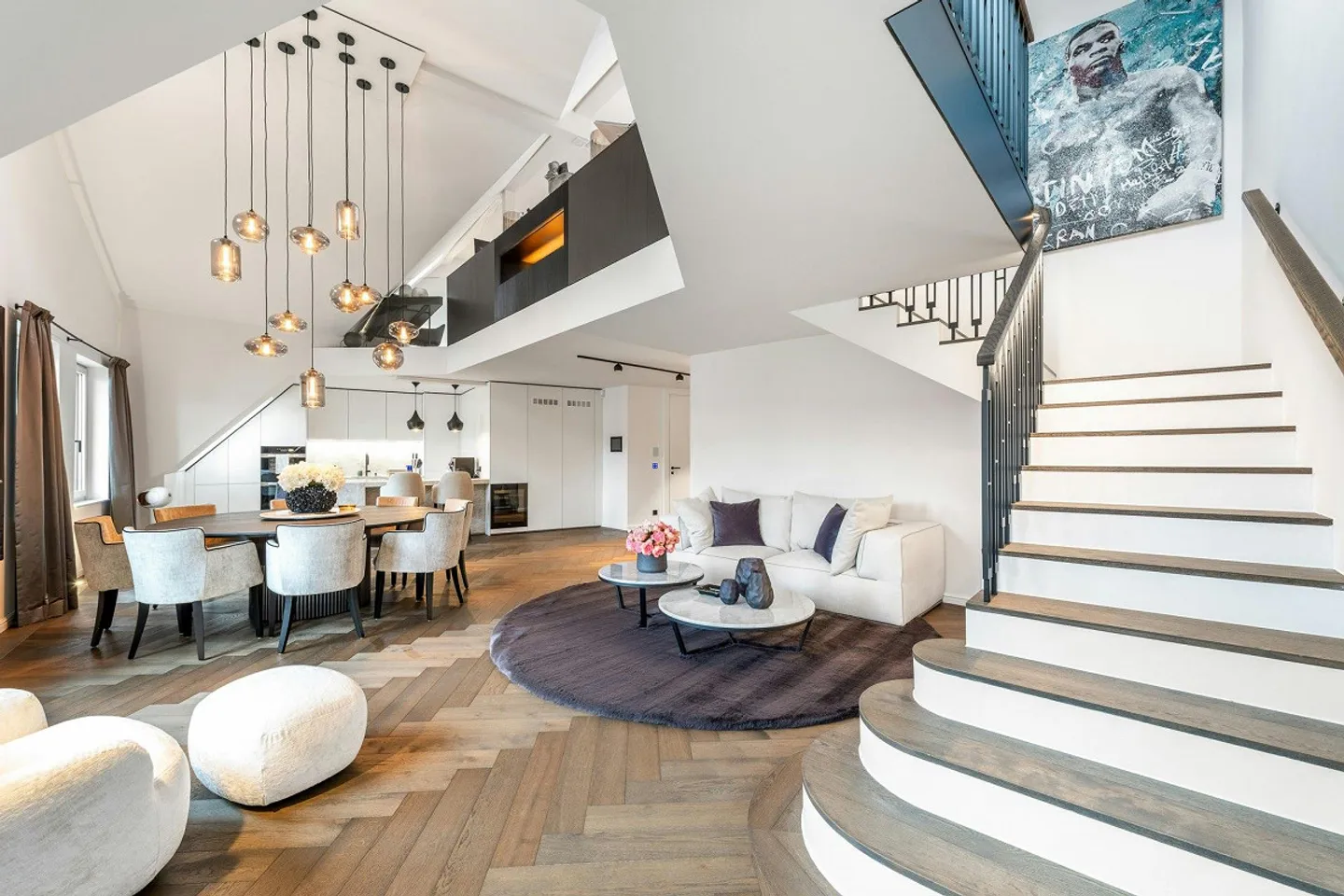 Exclusive maisonette apartment with private roof terrace - Photo 1 of 13