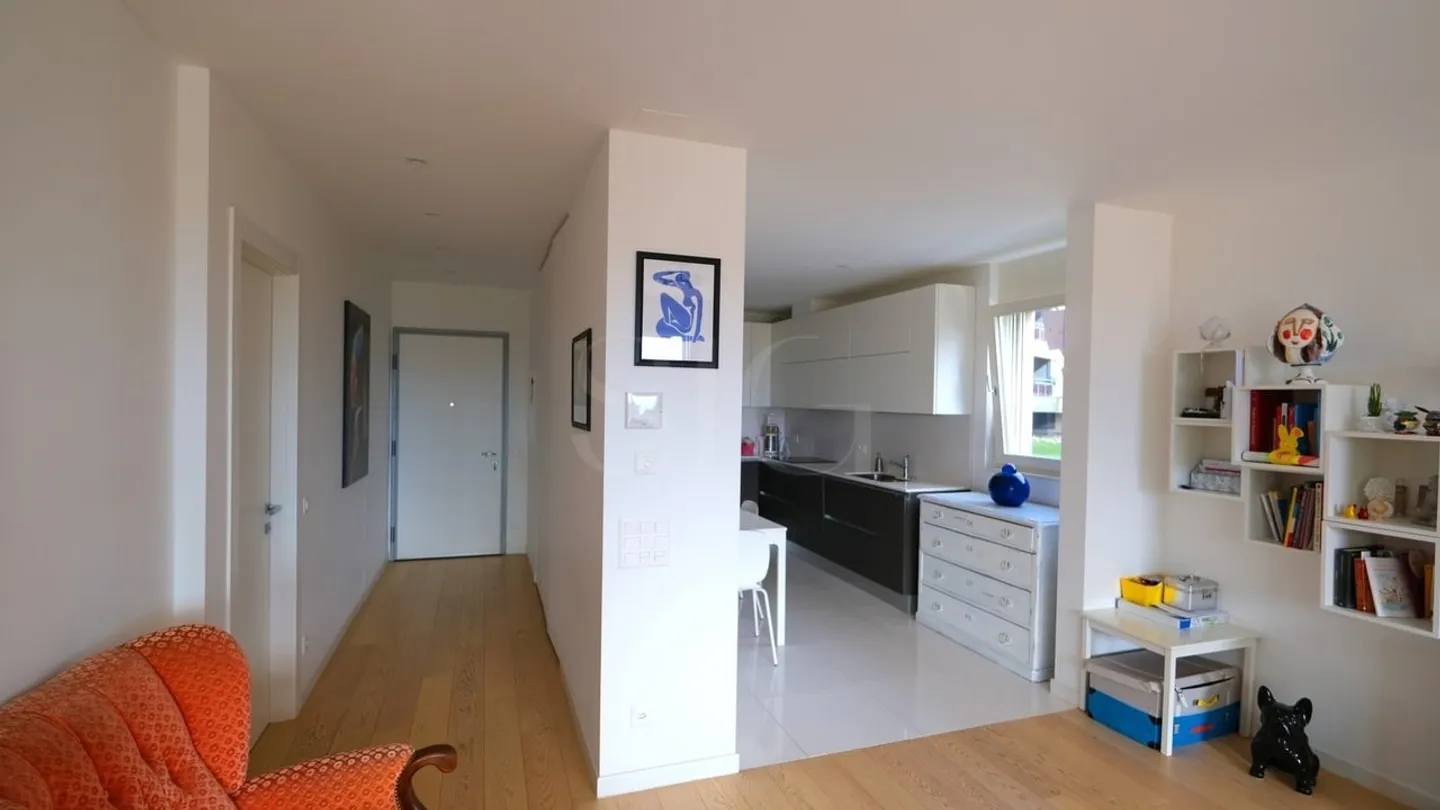 Modernes Apartment mit Seeblick - Foto 4 von 10