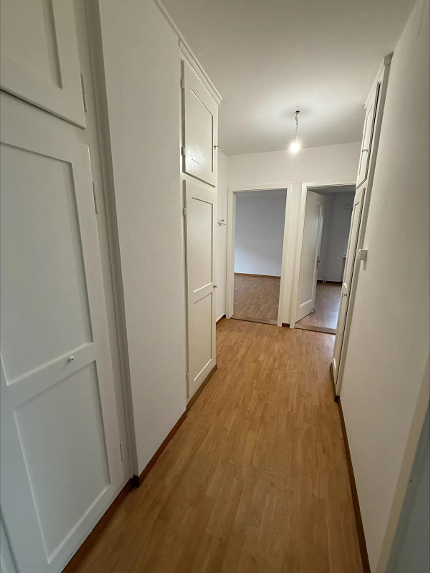 Bright 3-room apartment for rent - Photo 7 of 7