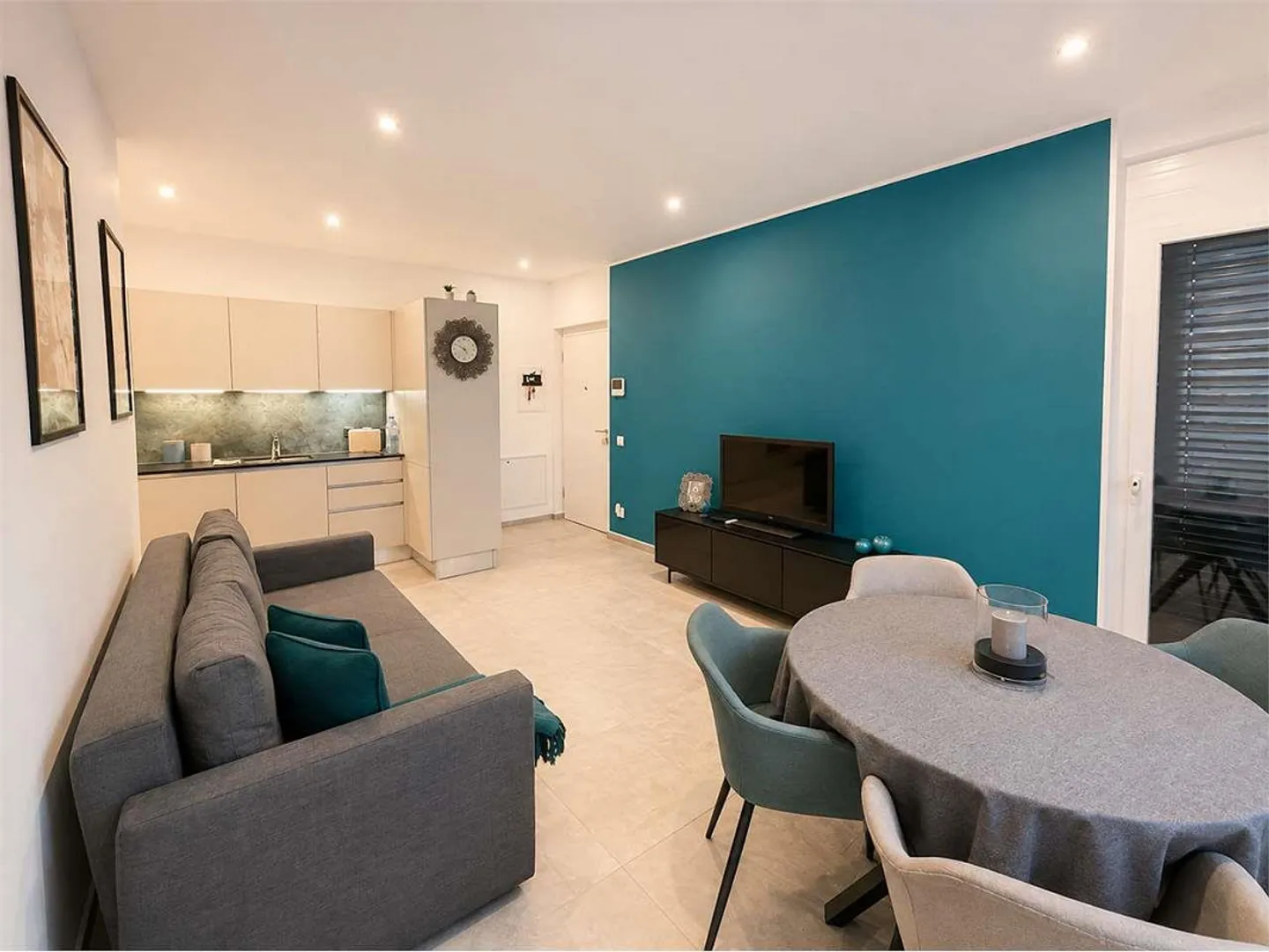 Furnished two-room apartment in Lugano center 2.5 rooms - Photo 1 of 11