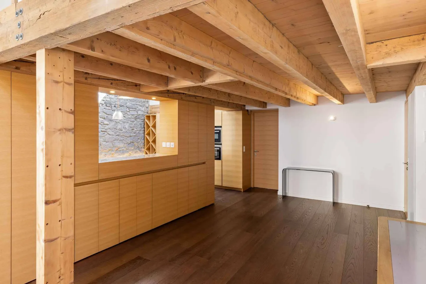 Charming Duplex Attic Apartment - Photo 3 of 11