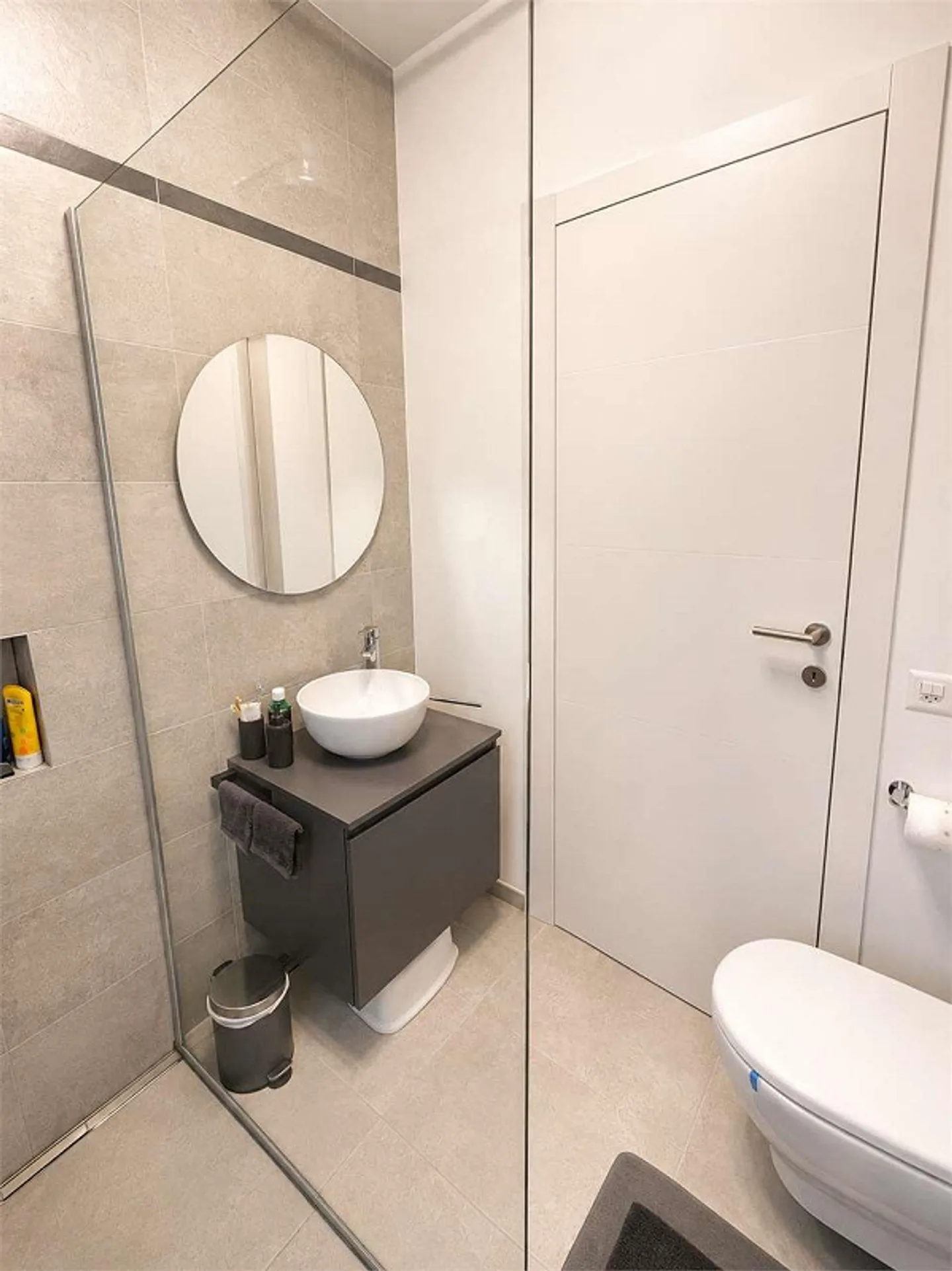 Furnished two-room apartment in Lugano center 2.5 rooms - Photo 8 of 11