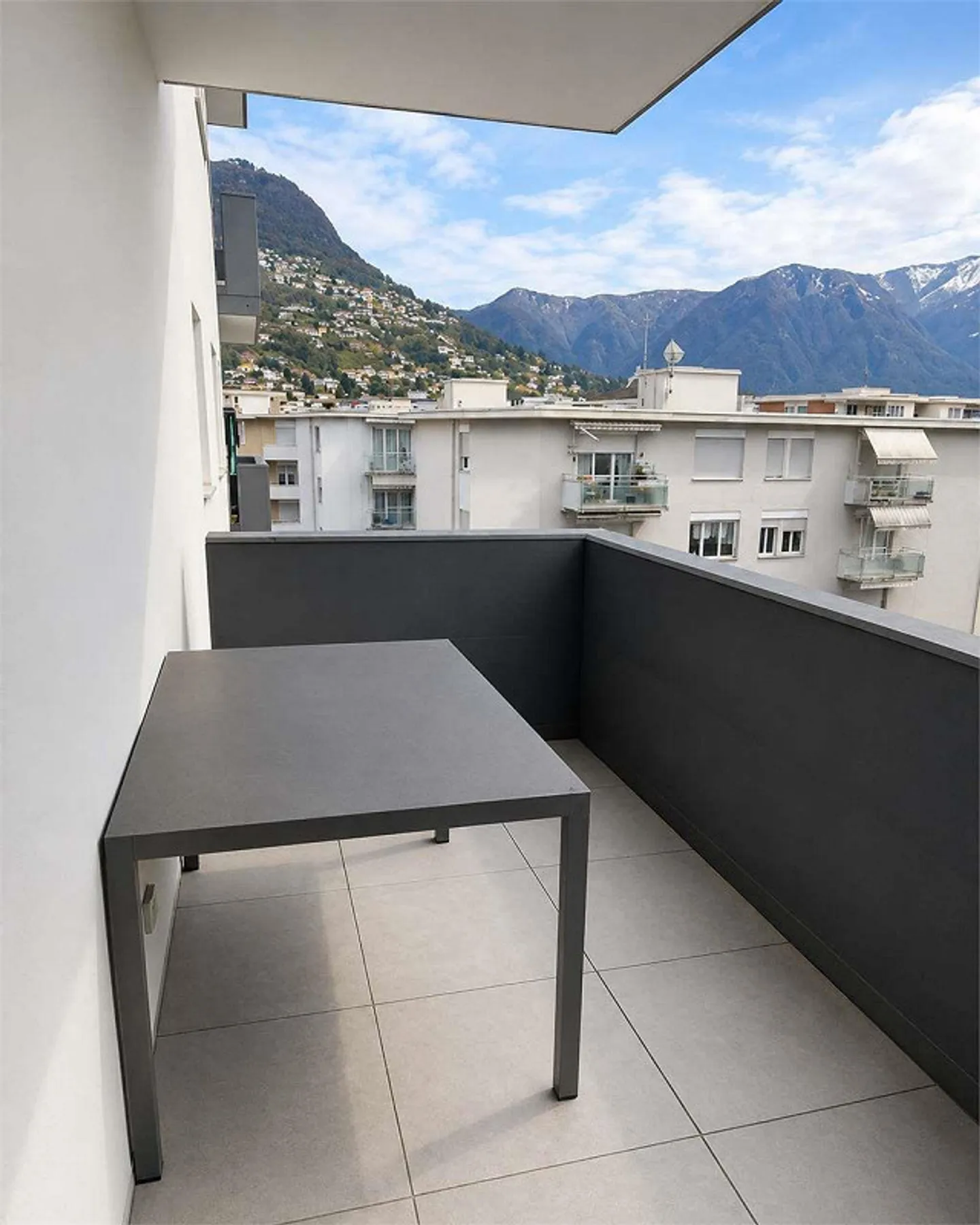 Furnished two-room apartment in Lugano center 2.5 rooms - Photo 10 of 11