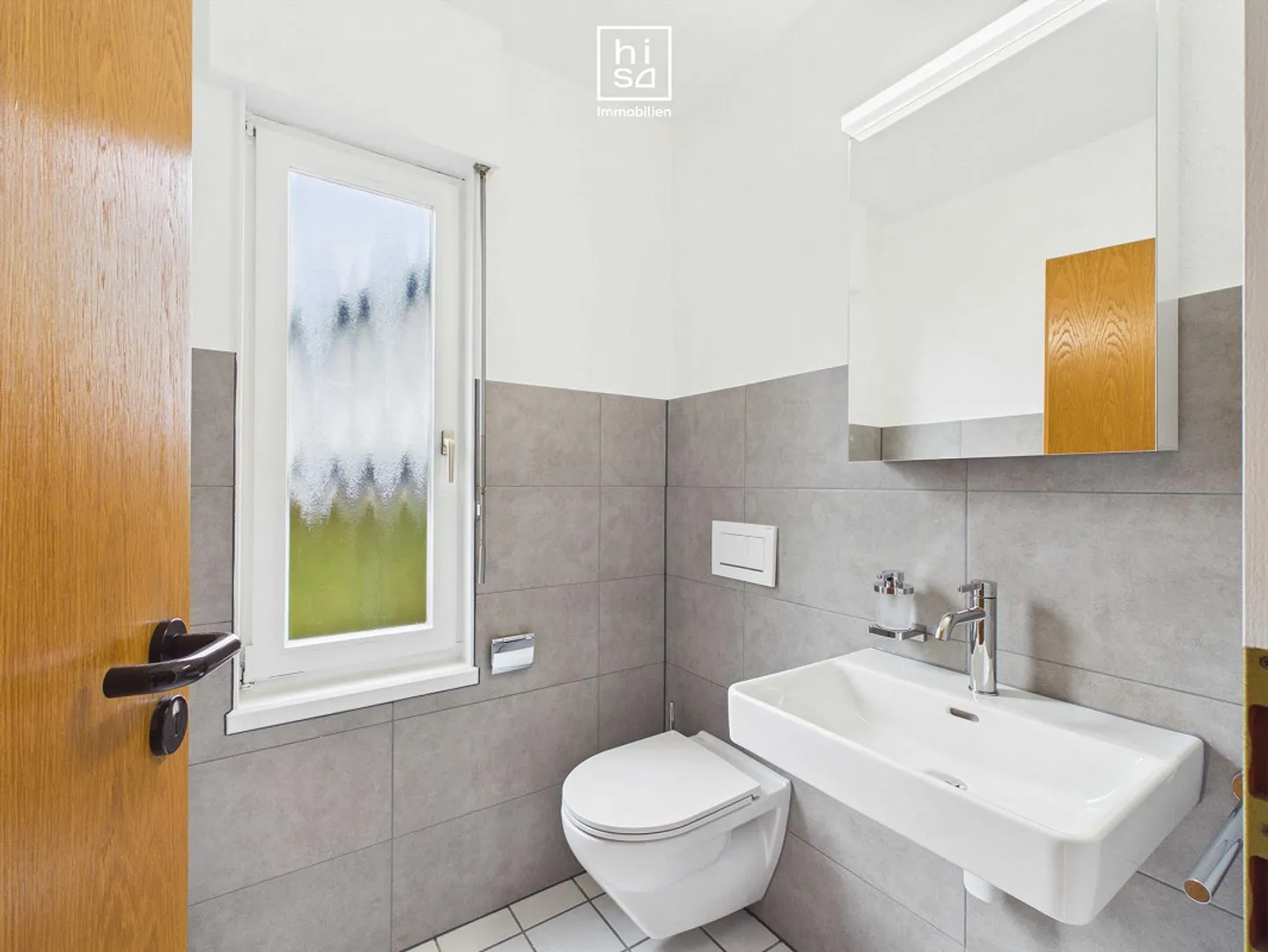 A Paradise for Your Family - Single-Family Home in a Central Location - Photo 9 of 14