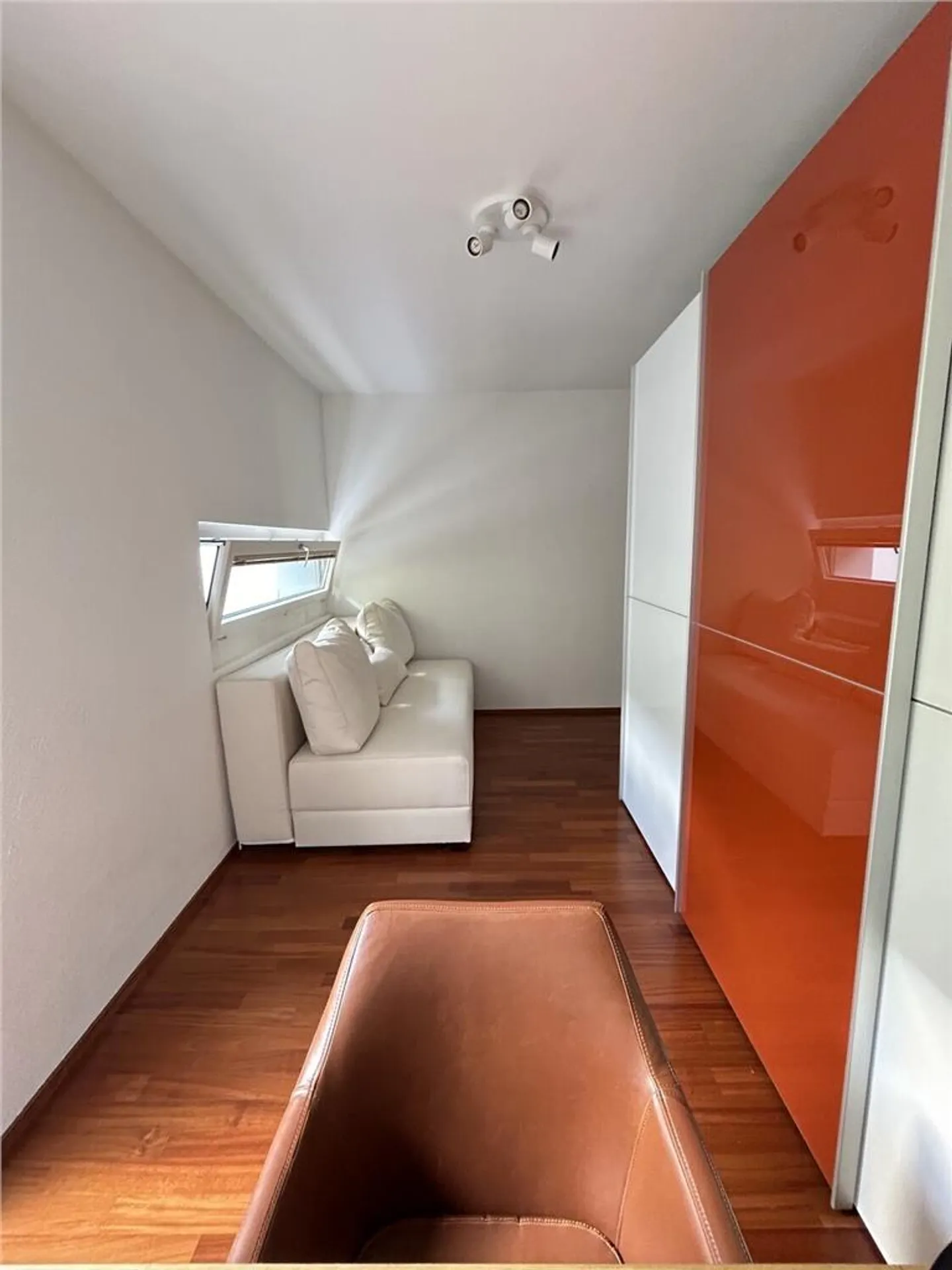 Stilvolle 3-Zimmer-Wohnung in Zug - Foto 10 von 11