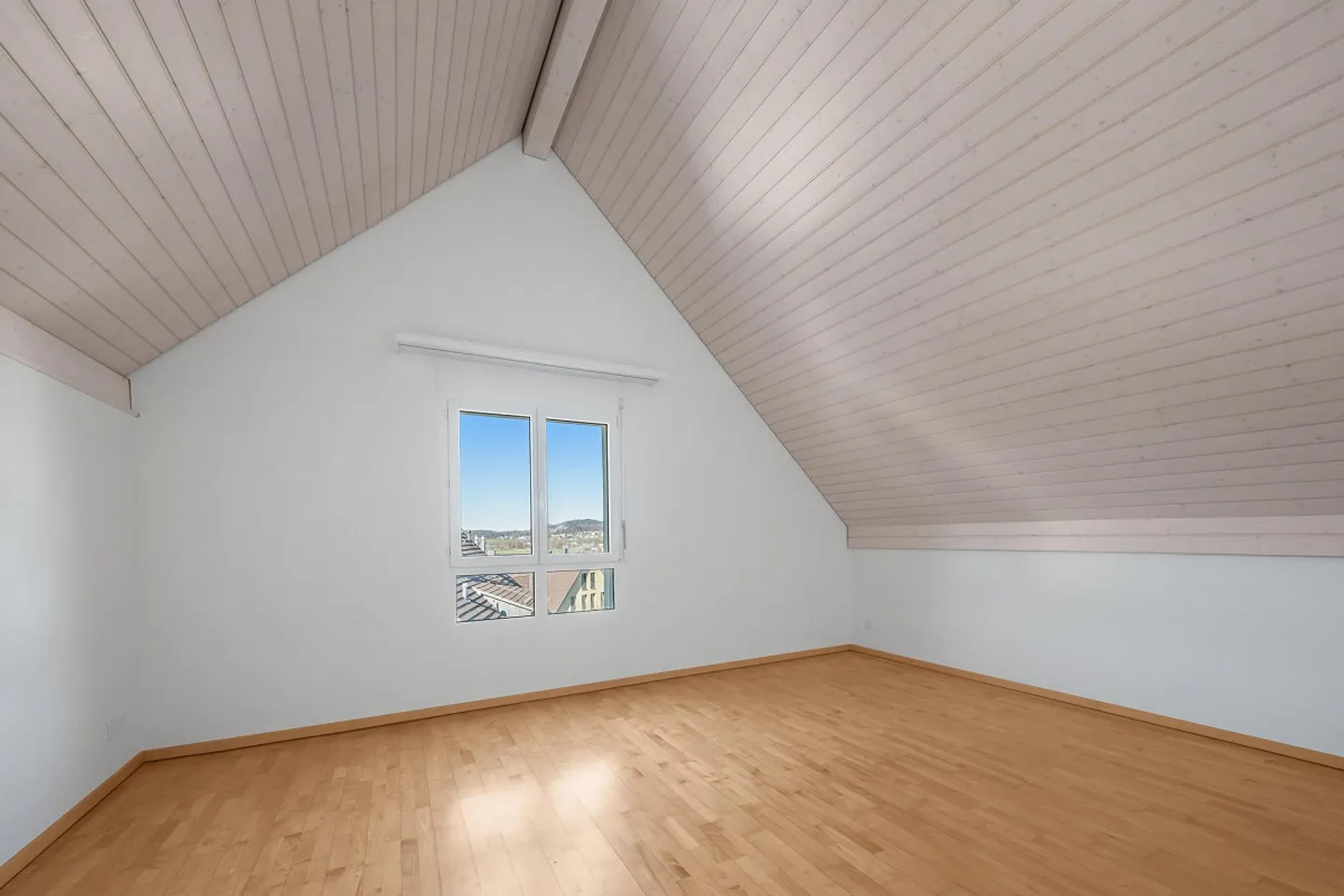 Your new home at Uetliberg - great maisonette apartment - Photo 5 of 8