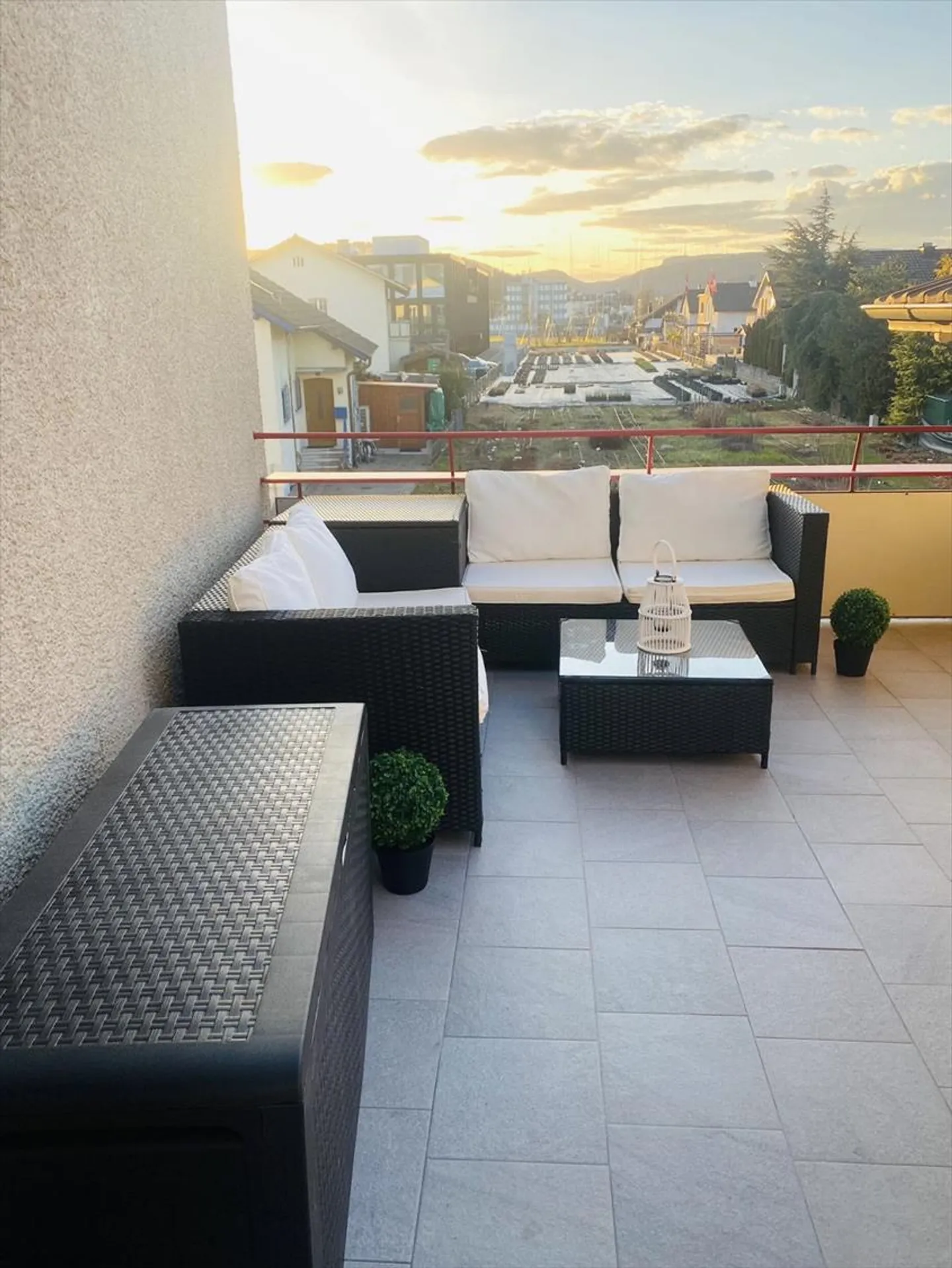 Appartamento da sogno con terrazza di 25 m² e vista mozzafiato! - Foto 2 di 10