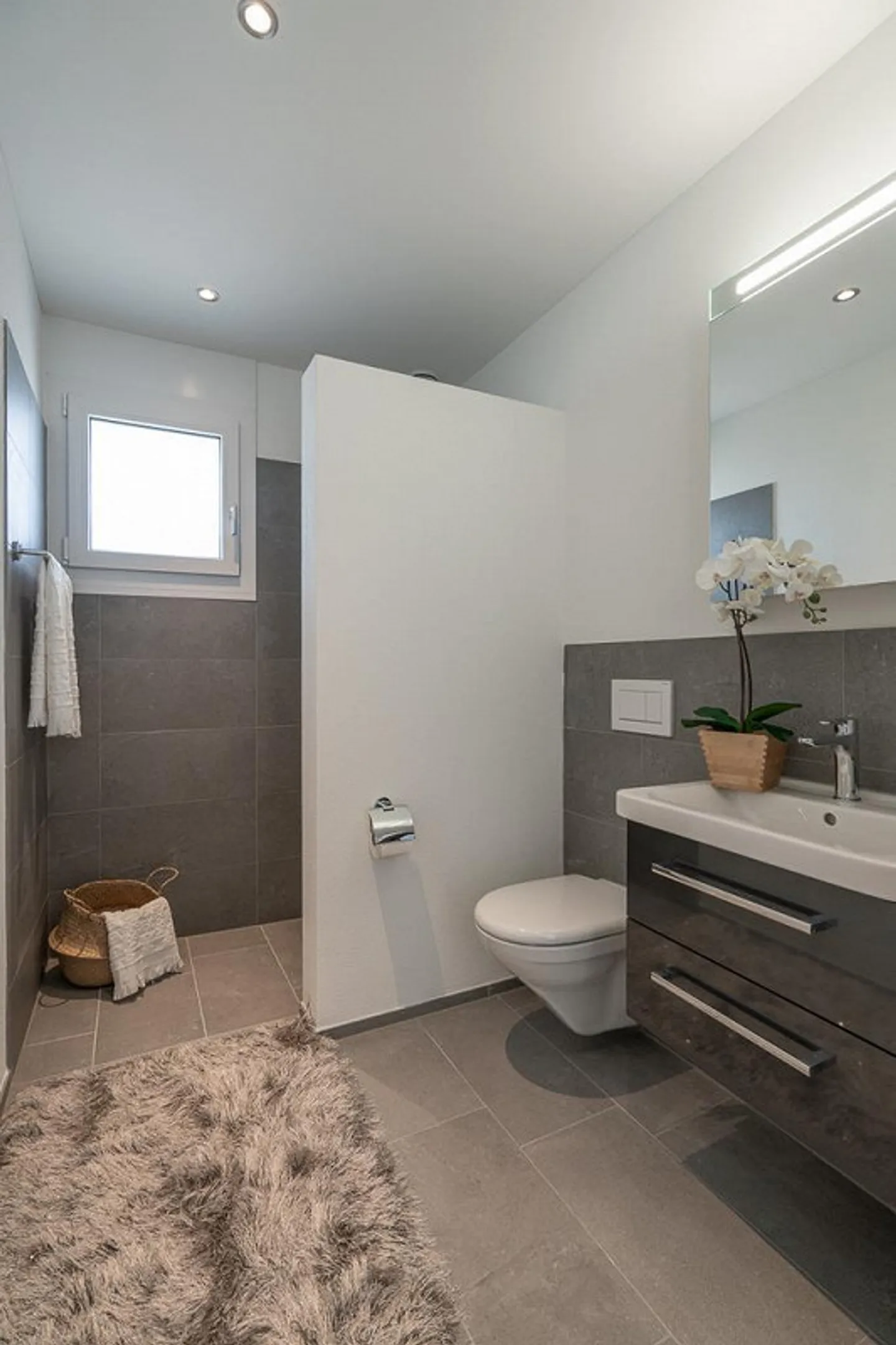 Moderne und lässige Wohnung an guter Lage - Foto 2 von 5