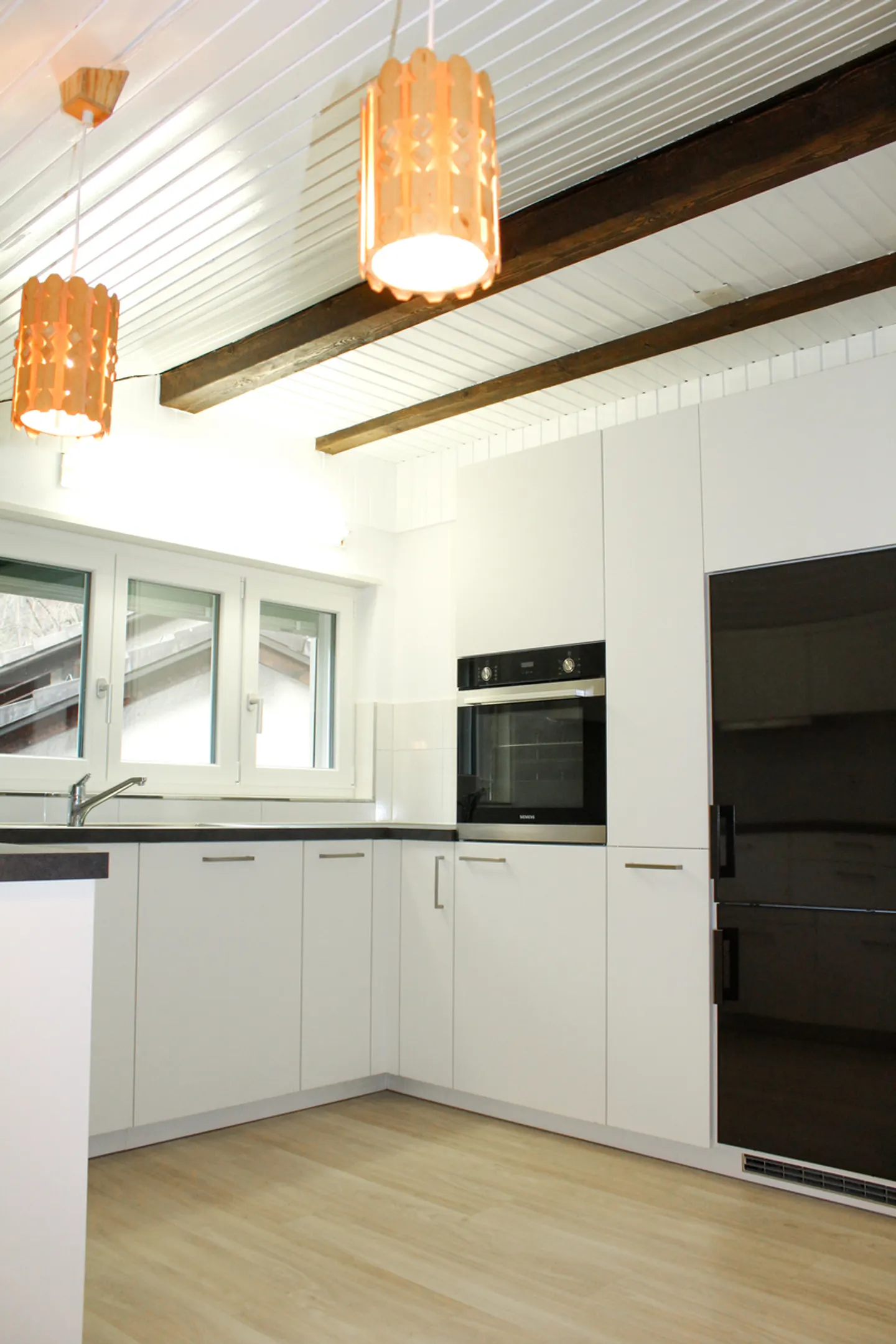 Appartamento di 3,5 locali al 1° piano con balcone e soffitta - Foto 3 di 17