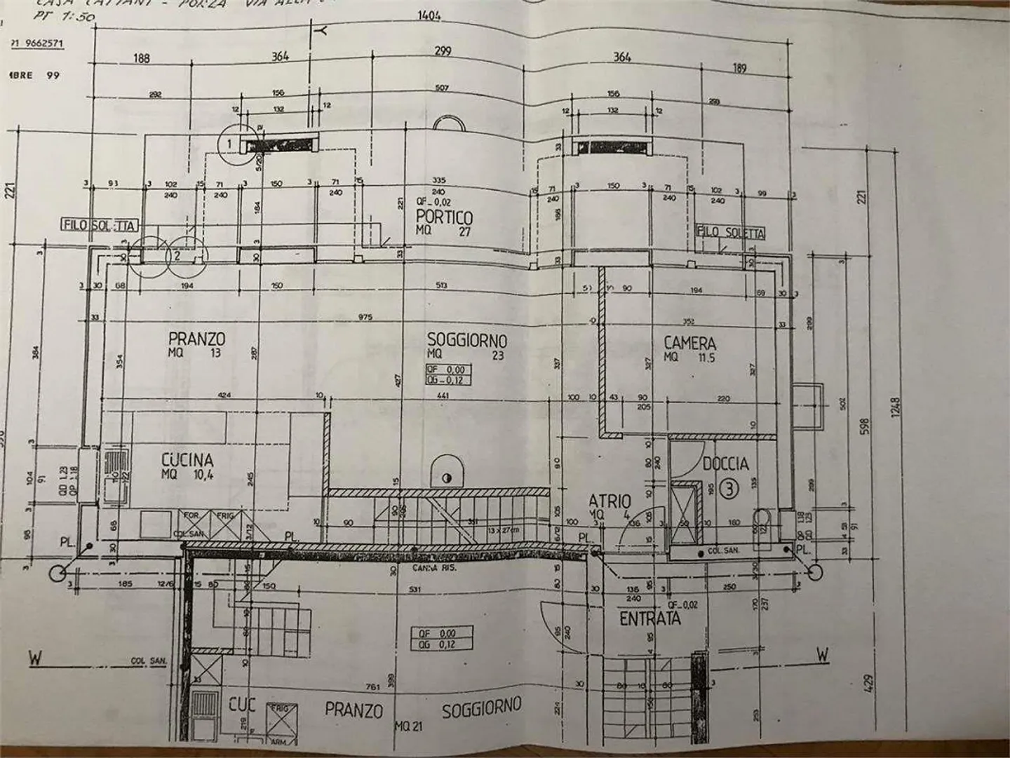 Porza - Spacieux duplex de 4,5 pièces dans une maison bifamiliale avec grand jardin - Photo 11 sur 12