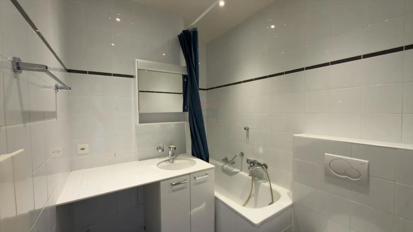 CASATAX - In vendita? Appartamento 4 locali 88m2 idealmente situato ad Acacias - Foto 5 di 6