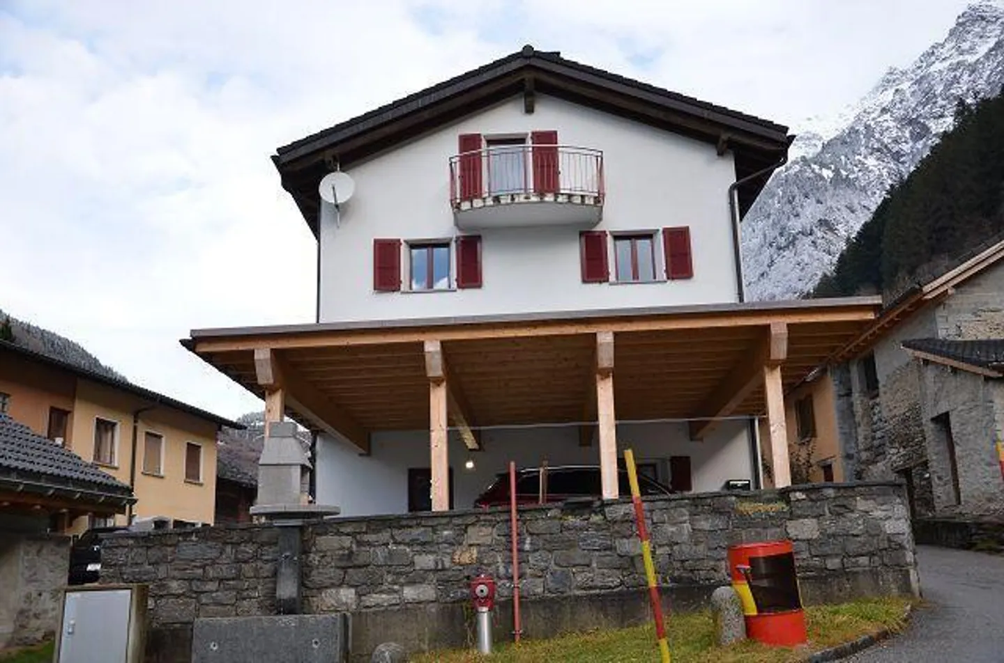Charmantes Einfamilienhaus in Mesocco - Foto 2 von 29