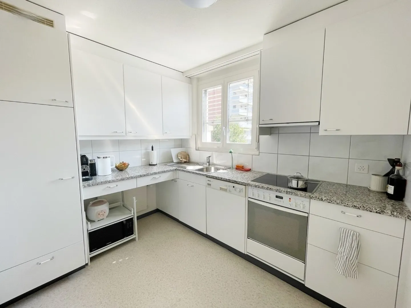 Charming 2-Room Apartment - Photo 9 of 10