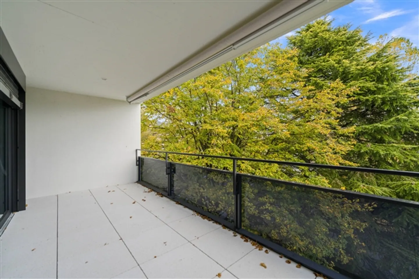 Nouvel appartement de 3,5 pièces avec de magnifiques vues dégagées sur le lac - Photo 6 sur 7