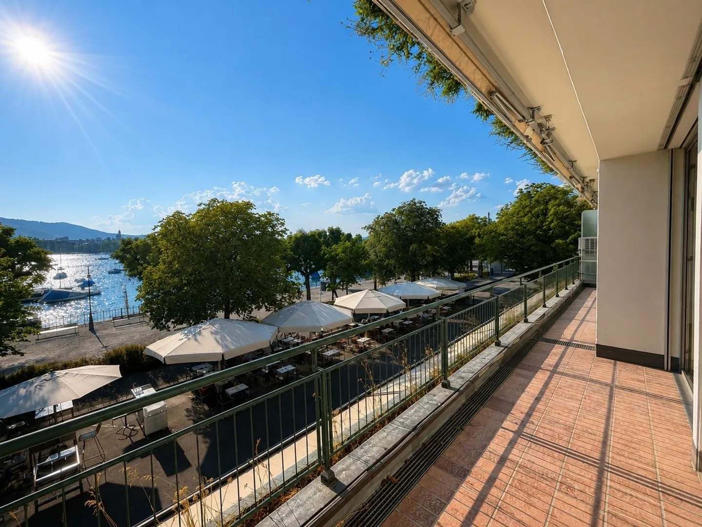 Living where Zurich is at its most beautiful - limited until 31.08.2029! - Photo 1 of 7