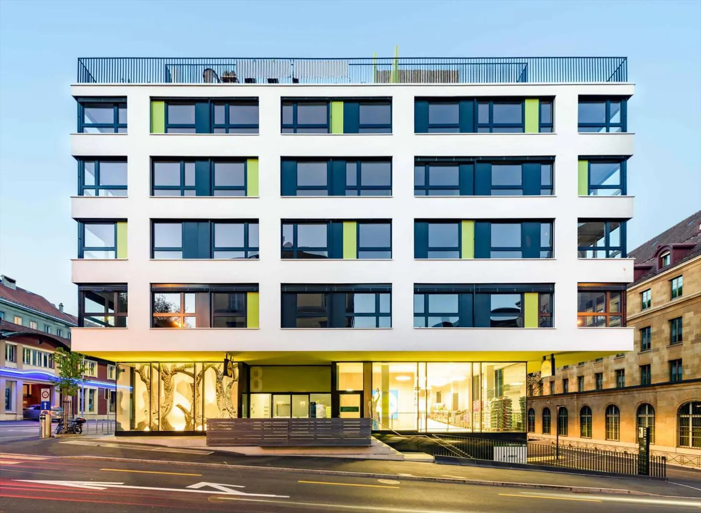 Arcade, Showroom, neue Räumlichkeiten von 340 m2 zur Miete in La Chaux-de-Fonds - Foto 2 von 5