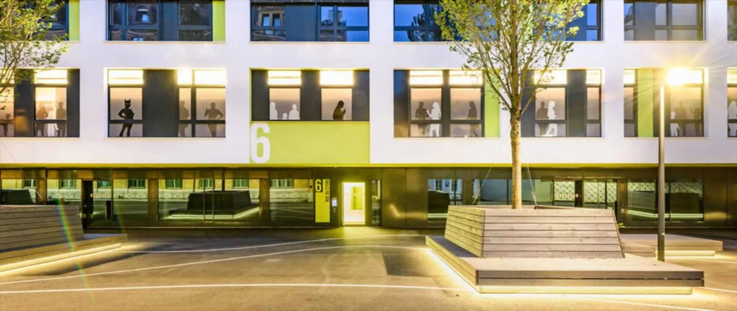 Arcade, Showroom, neue Räumlichkeiten von 340 m2 zur Miete in La Chaux-de-Fonds - Foto 3 von 5